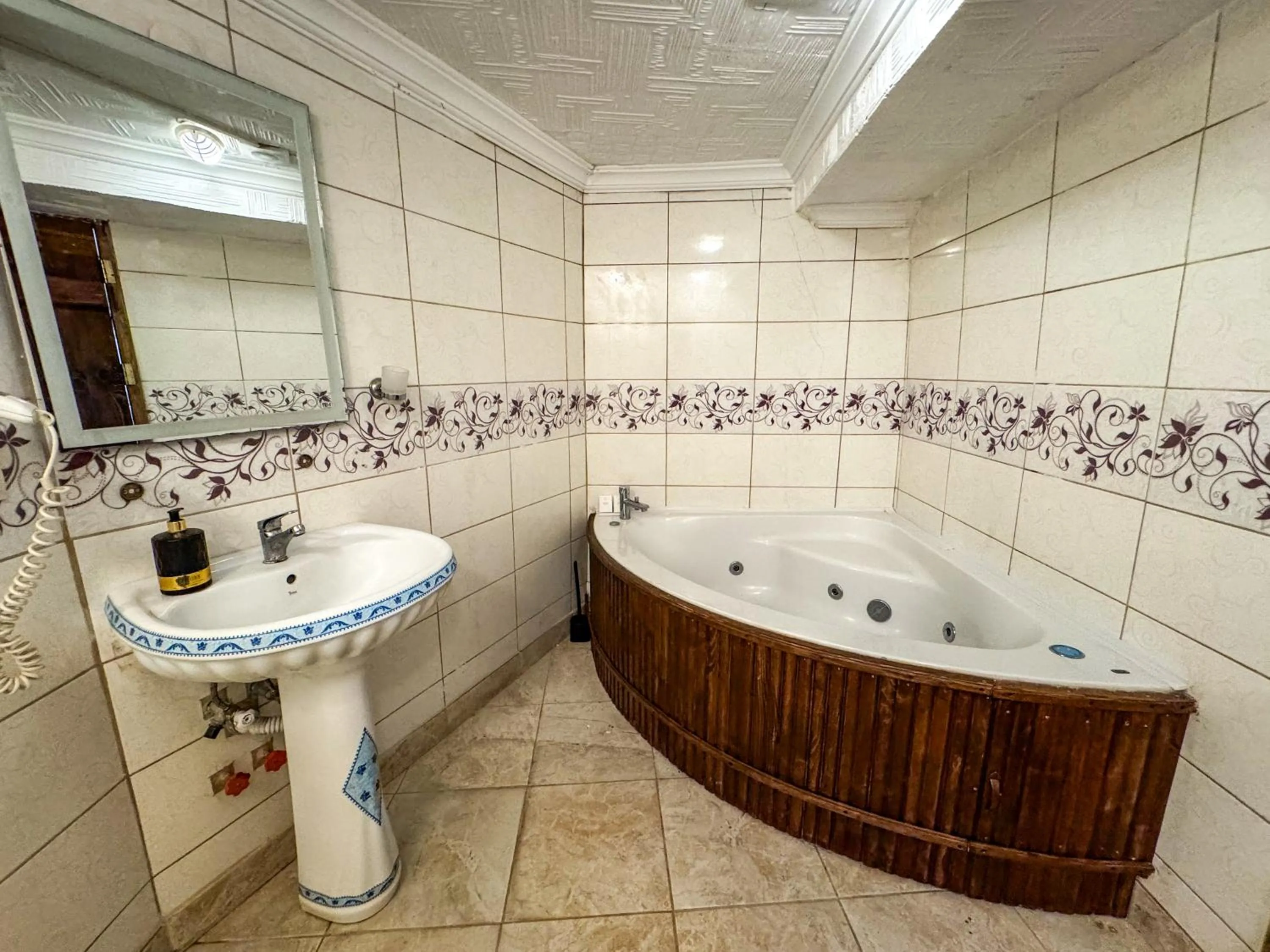 Nomads Cave Hotel & Rooftop