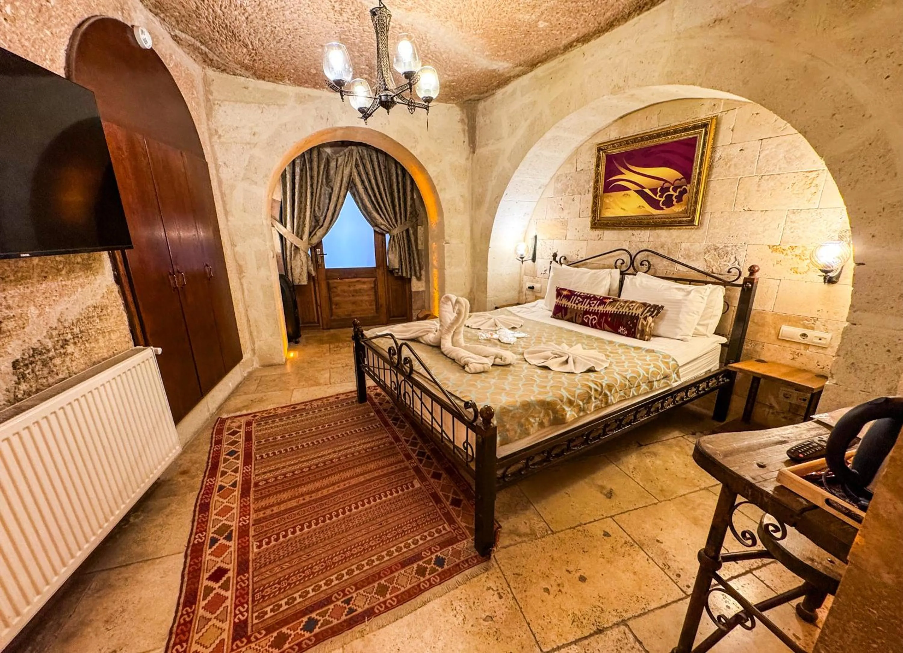 Bed in Nomads Cave Hotel & Rooftop