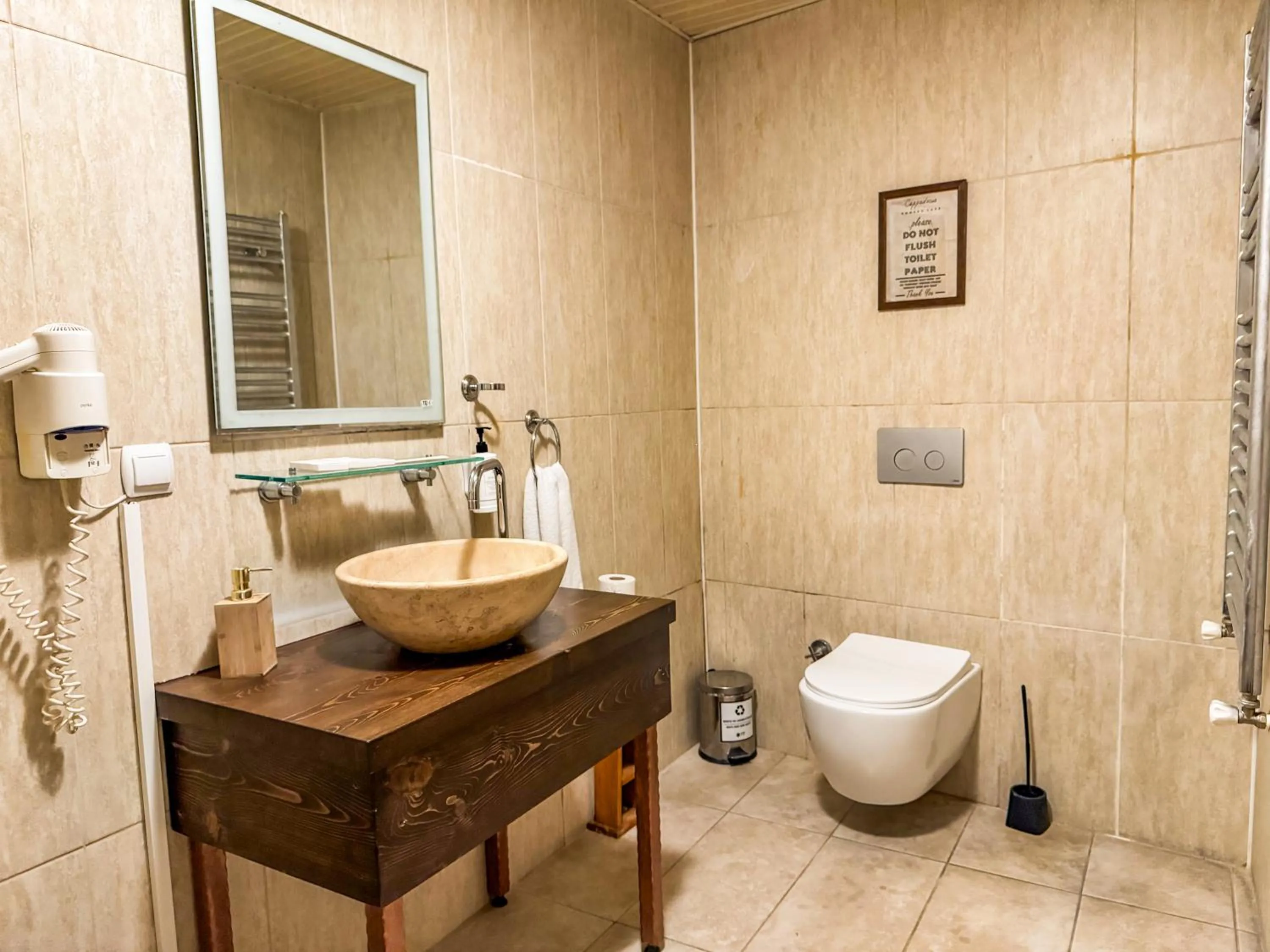 Nomads Cave Hotel & Rooftop