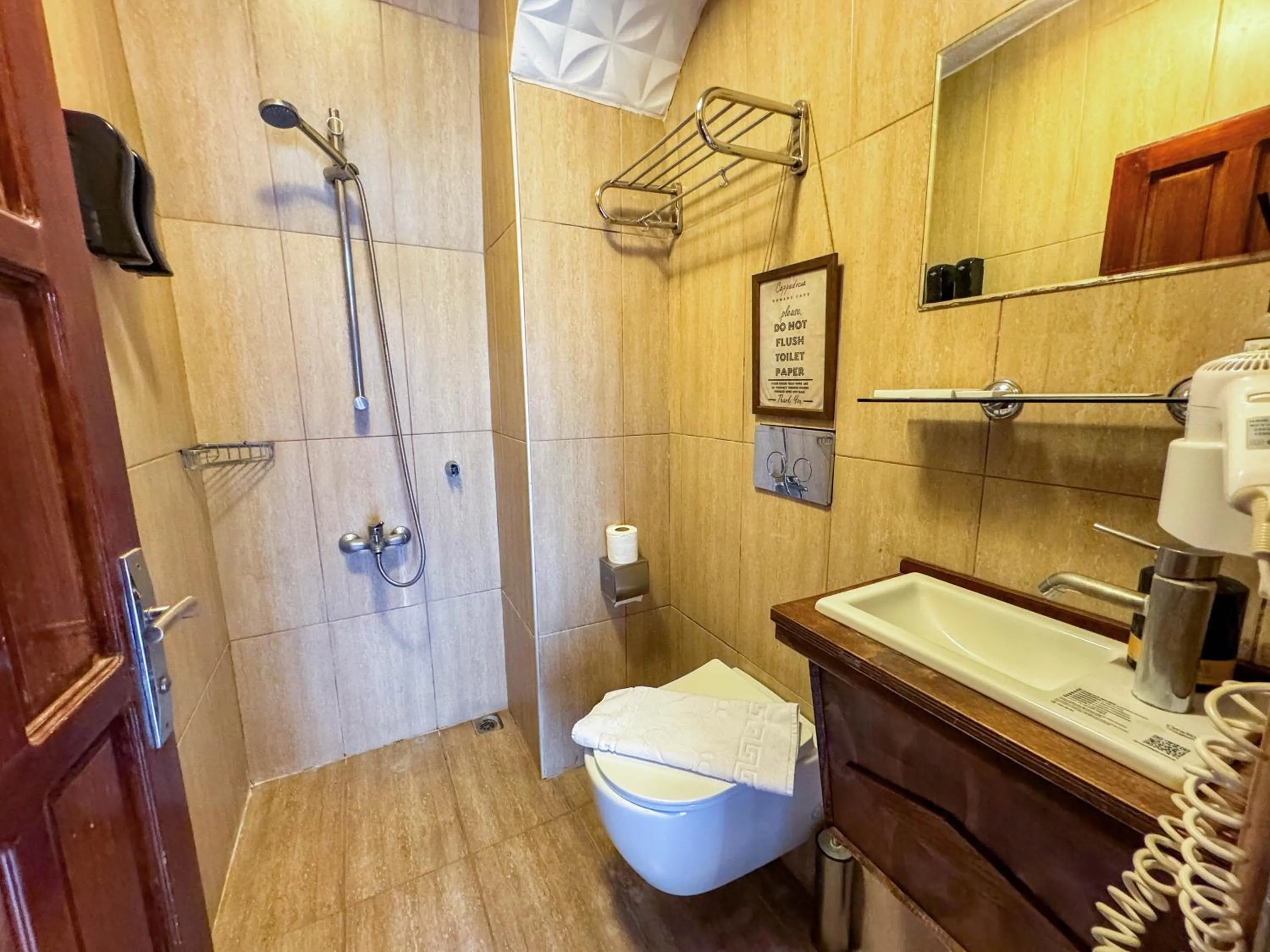 Nomads Cave Hotel & Rooftop