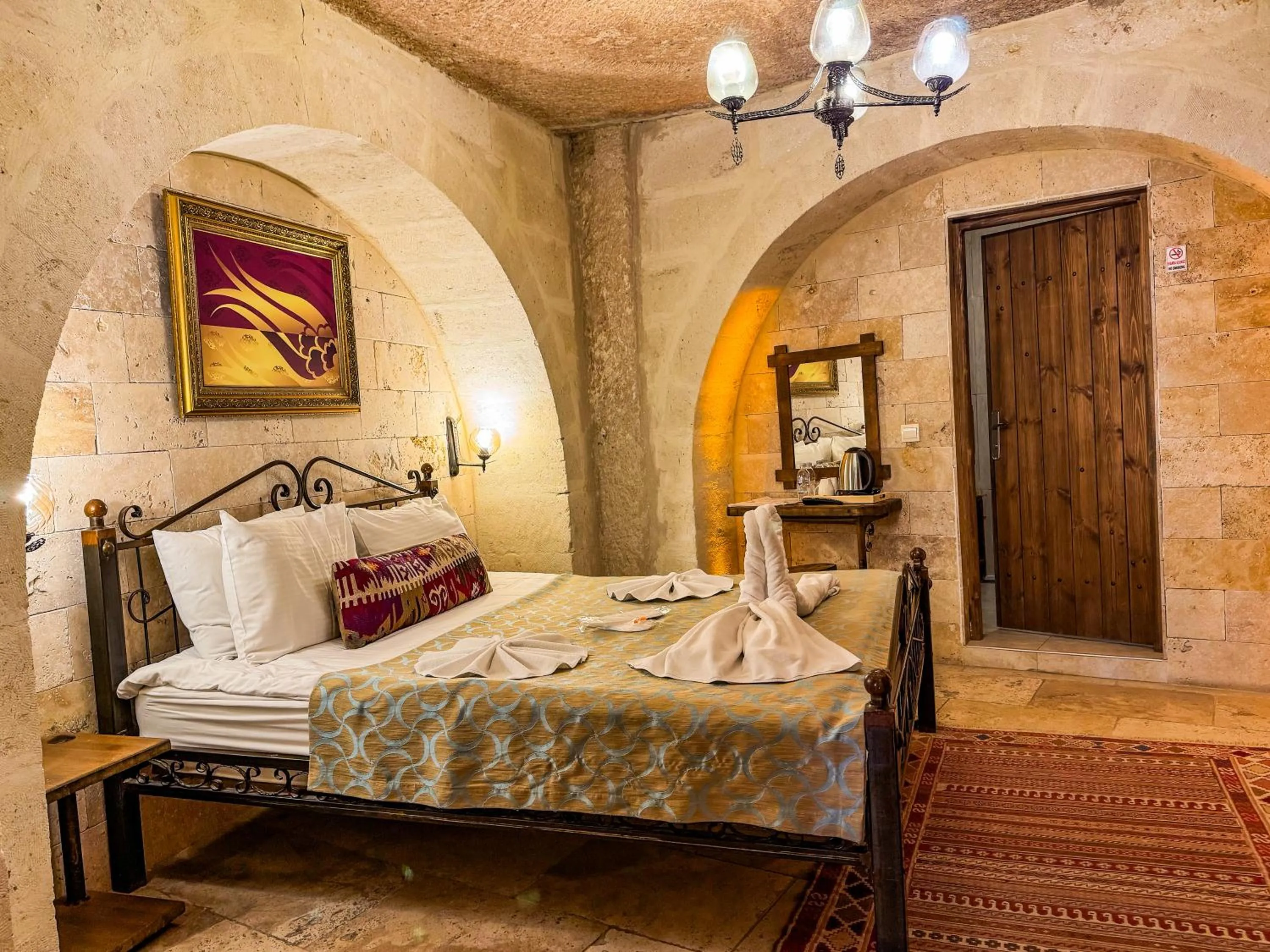 Bed in Nomads Cave Hotel & Rooftop