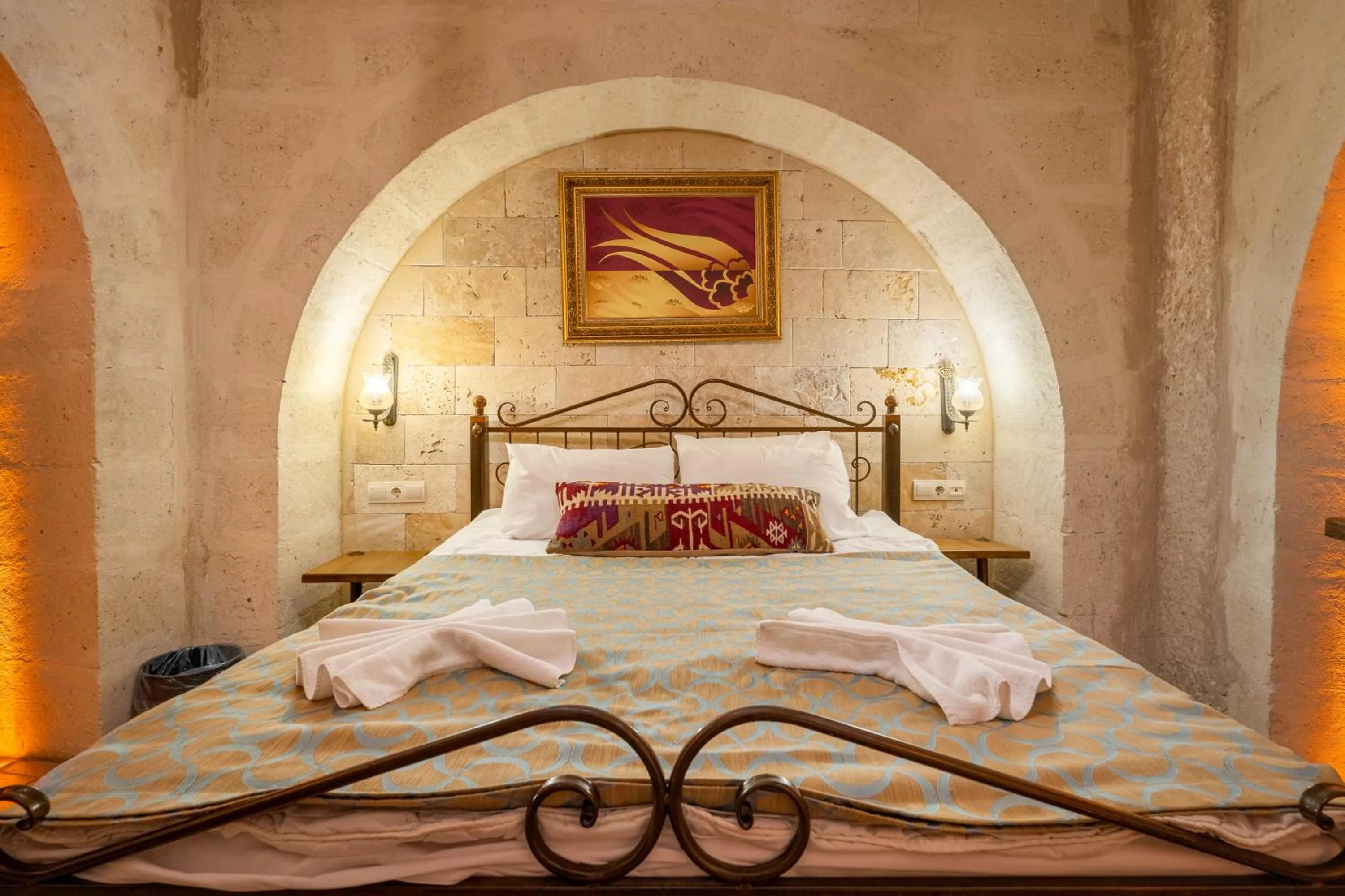 Bed in Nomads Cave Hotel & Rooftop