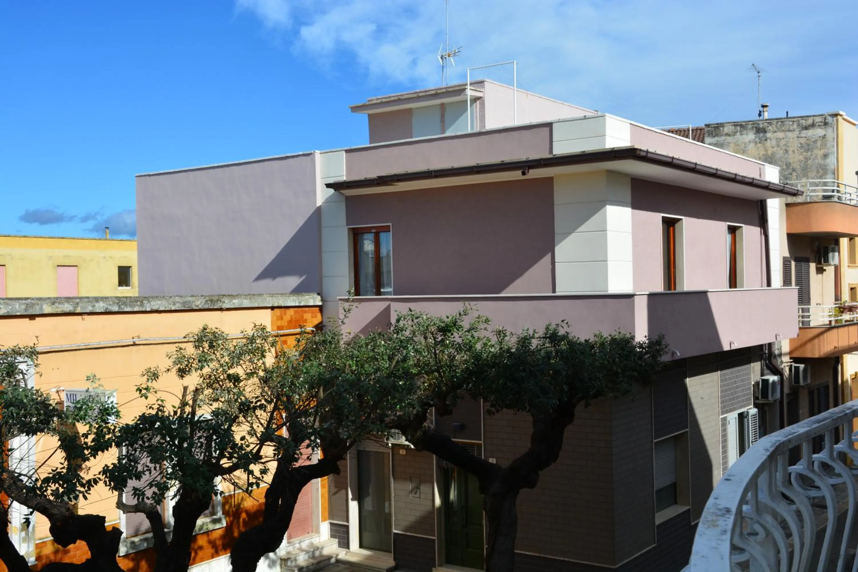 Property building in Colori Del Salento