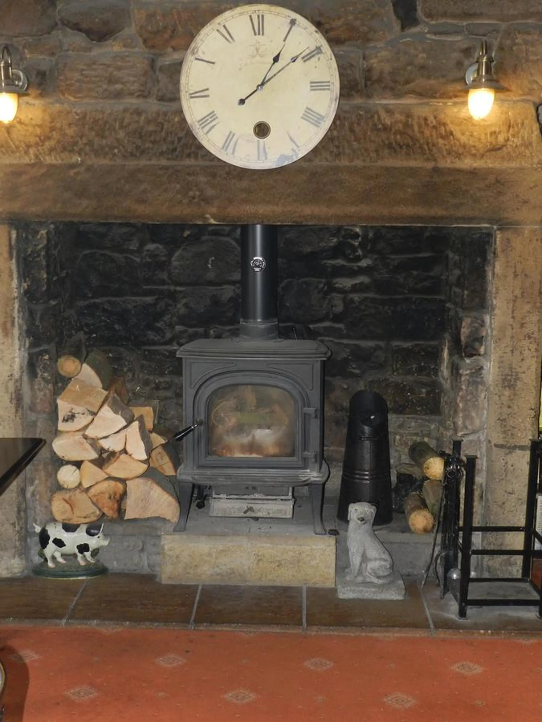 Property building in White Swan Inn