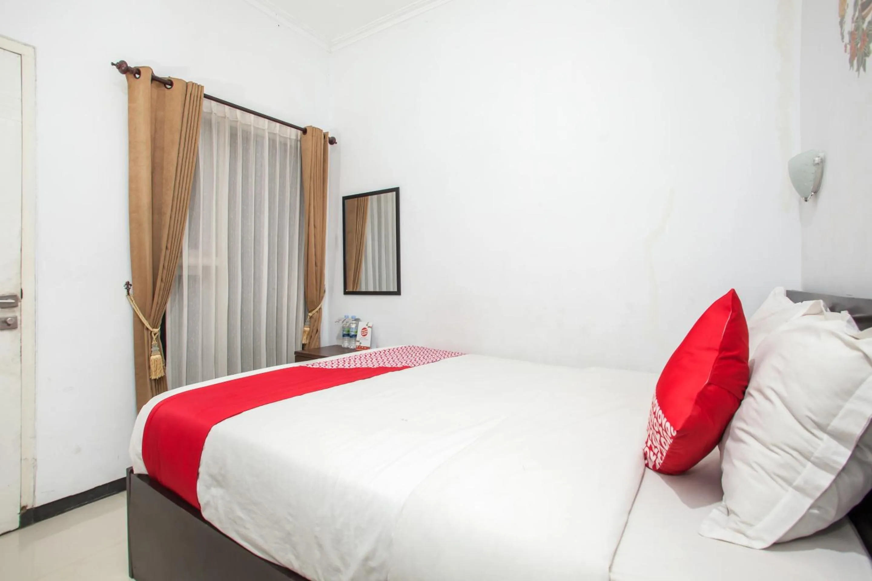 Bedroom, Bed in Capital O 887 Green Hill Hotel And Convention Center