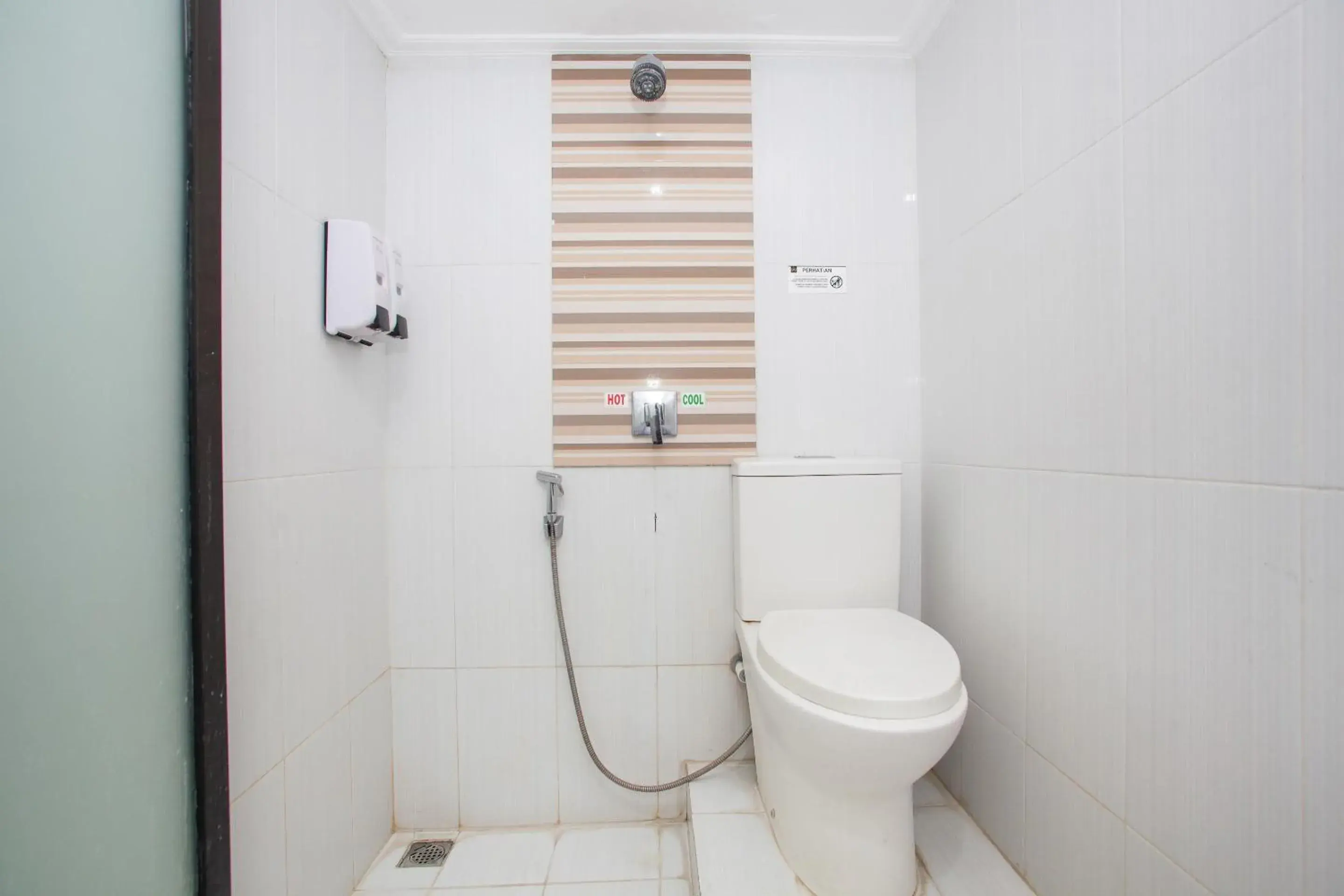 Bathroom in Capital O 887 Green Hill Hotel And Convention Center Bathroom in Capital O 887 Green Hill Hotel And Convention Center