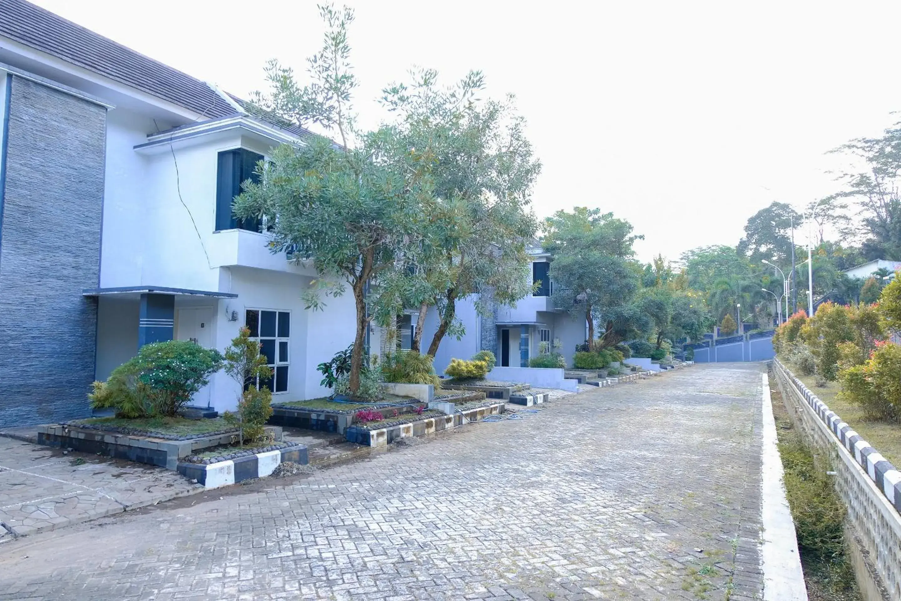 Facade/entrance in Capital O 887 Green Hill Hotel And Convention Center Facade/entrance in Capital O 887 Green Hill Hotel And Convention Center