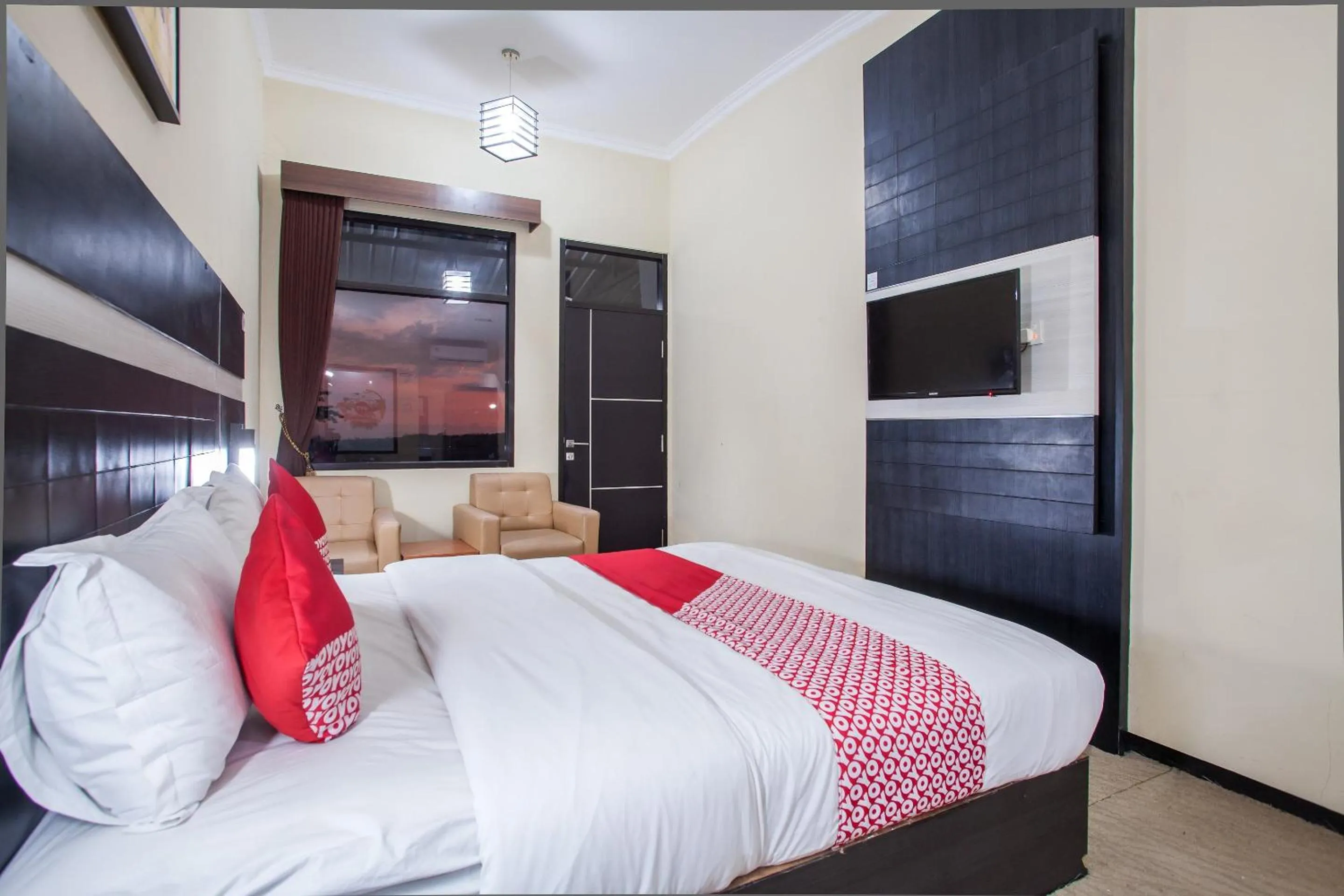 Bedroom, Bed in Capital O 887 Green Hill Hotel And Convention Center