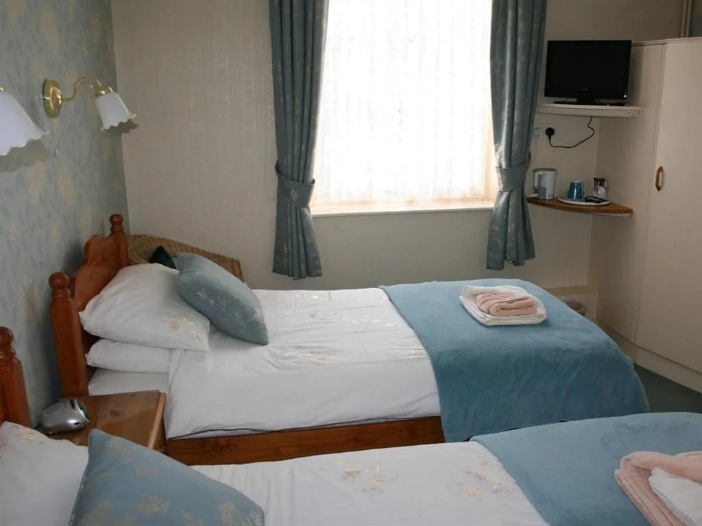 Bedroom in Cromwell House