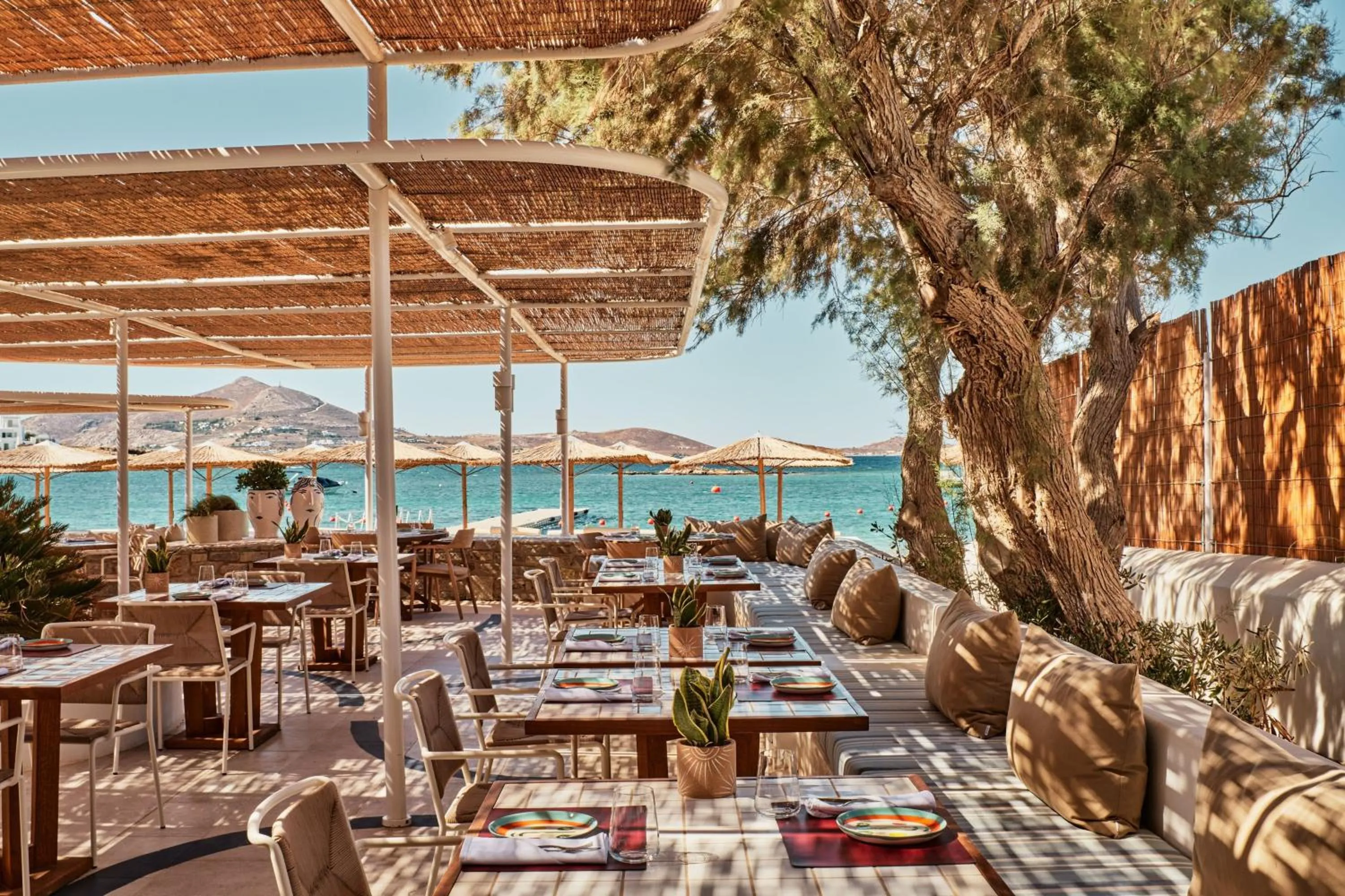 Restaurant/places to eat in Cosme, a Luxury Collection Resort, Paros