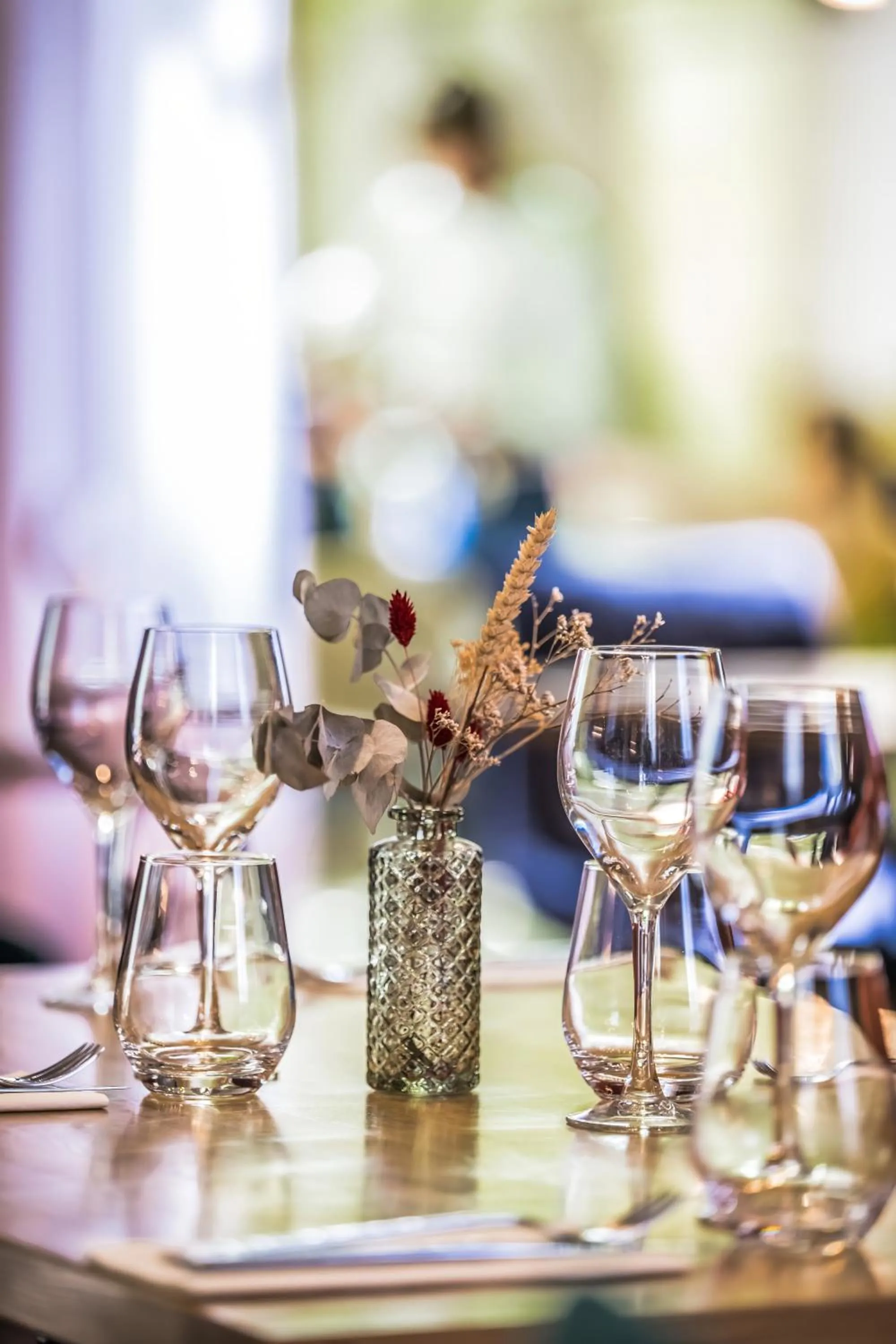 Restaurant/places to eat in Hotel Heritage