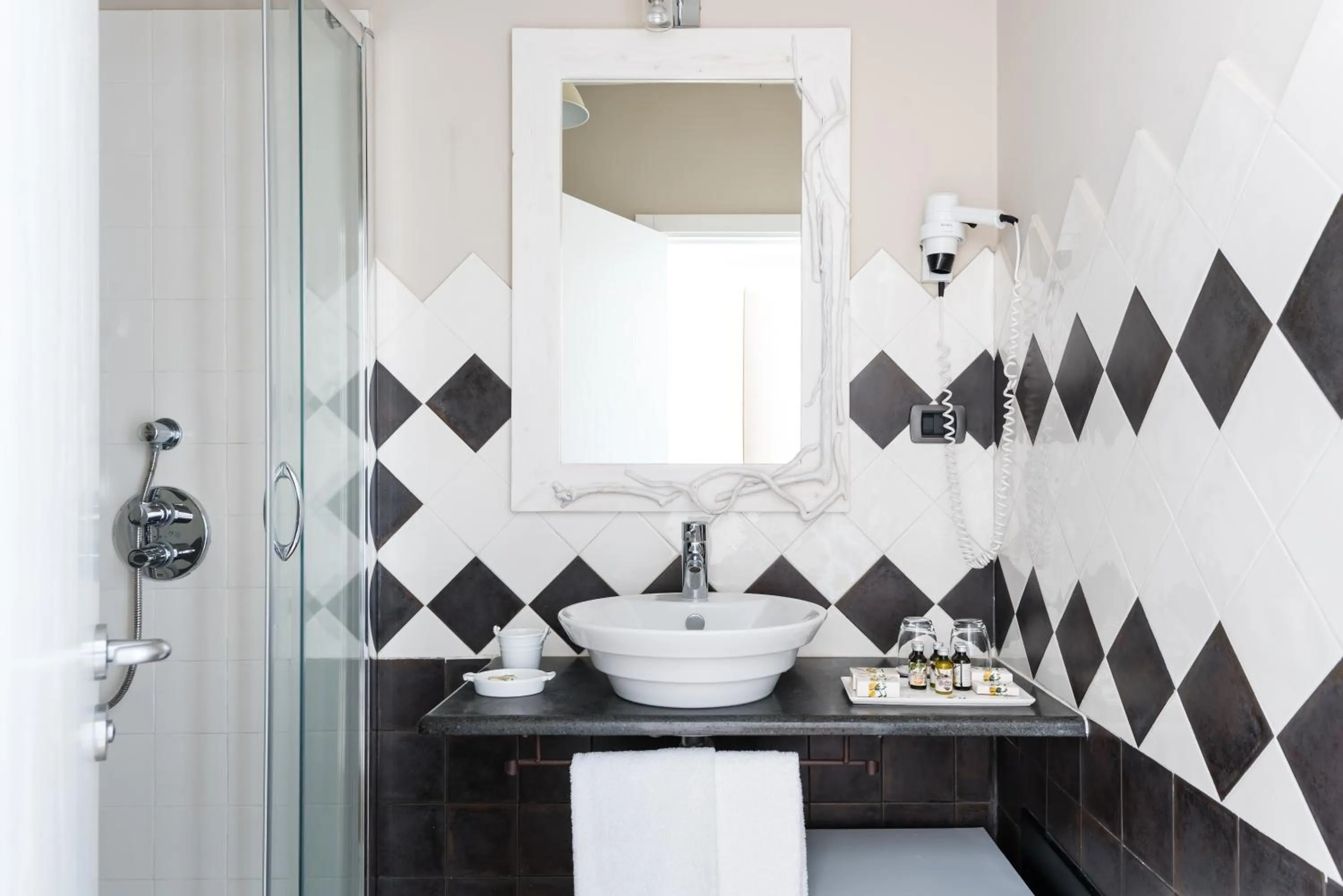 Bathroom in Hotel Borgo Pantano