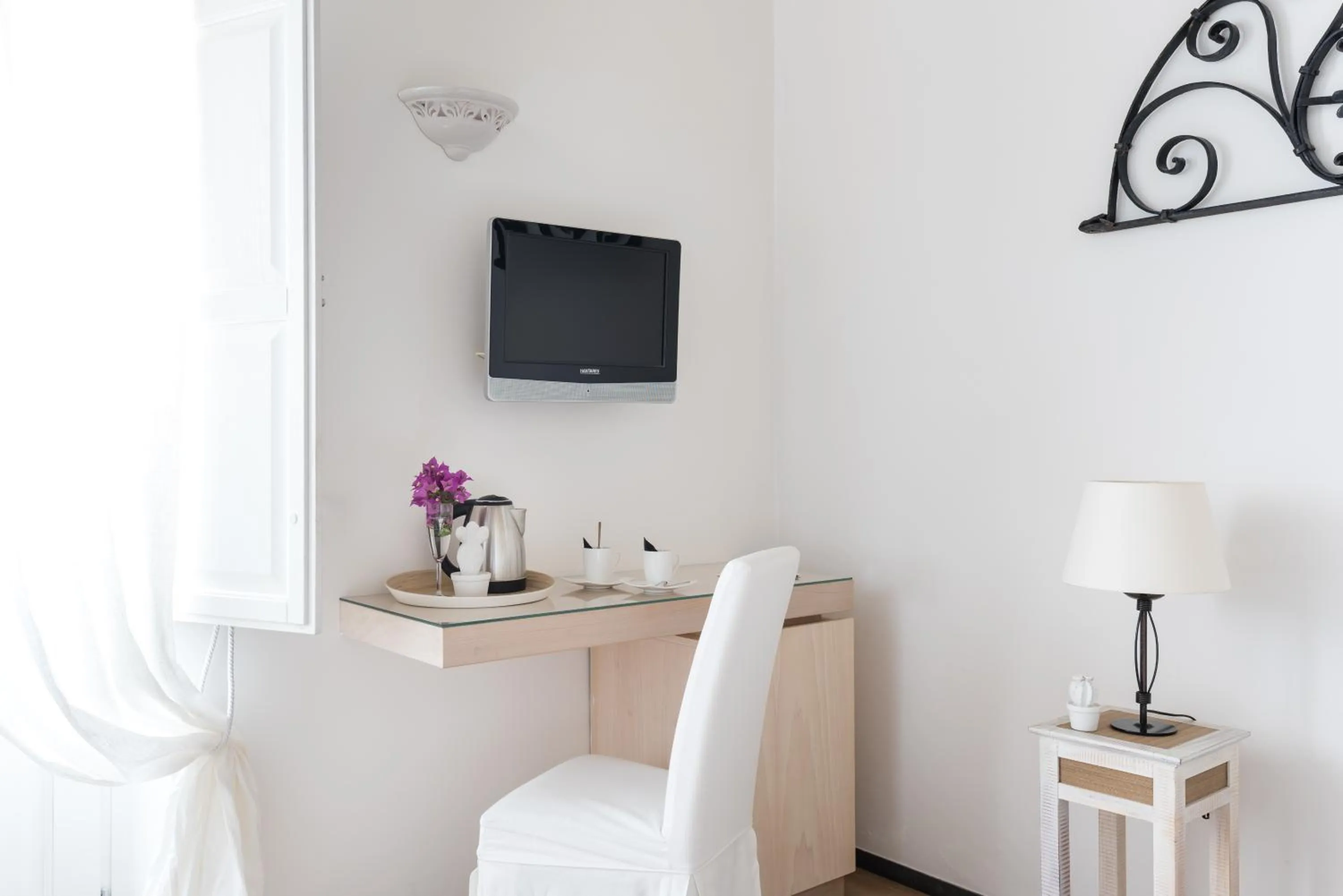 Decorative detail in Hotel Borgo Pantano