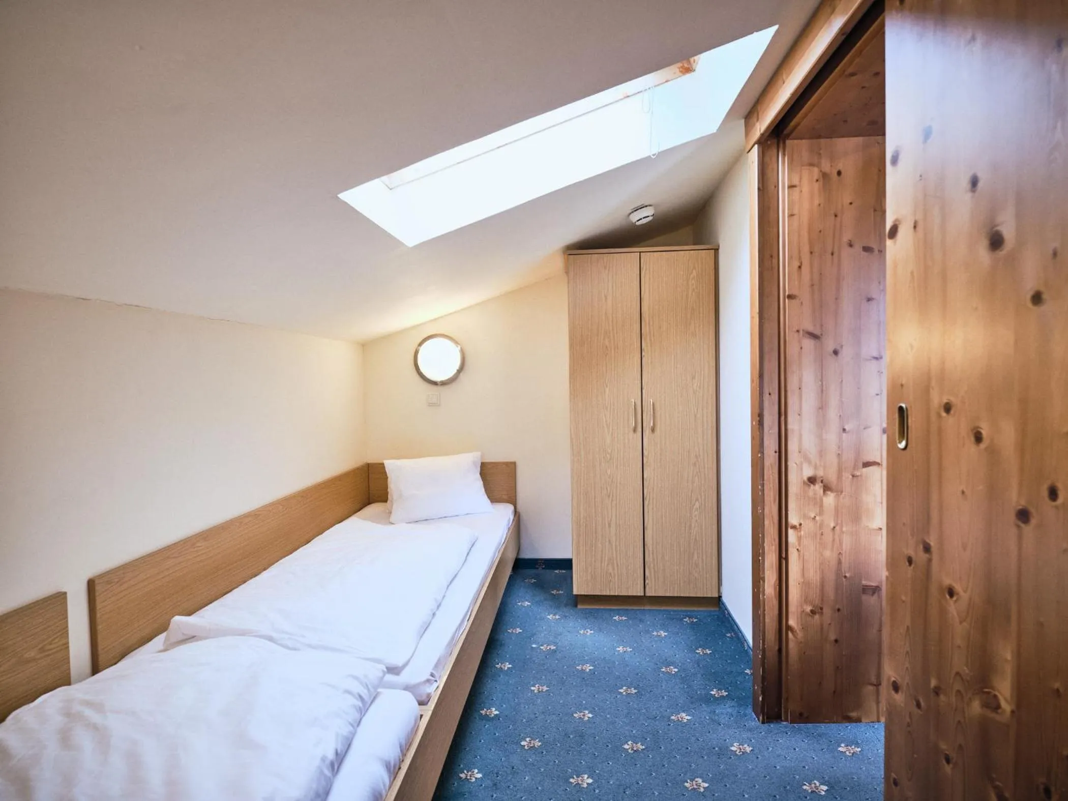 Bed in Hotel Kirchboden by Alpeffect Hotels