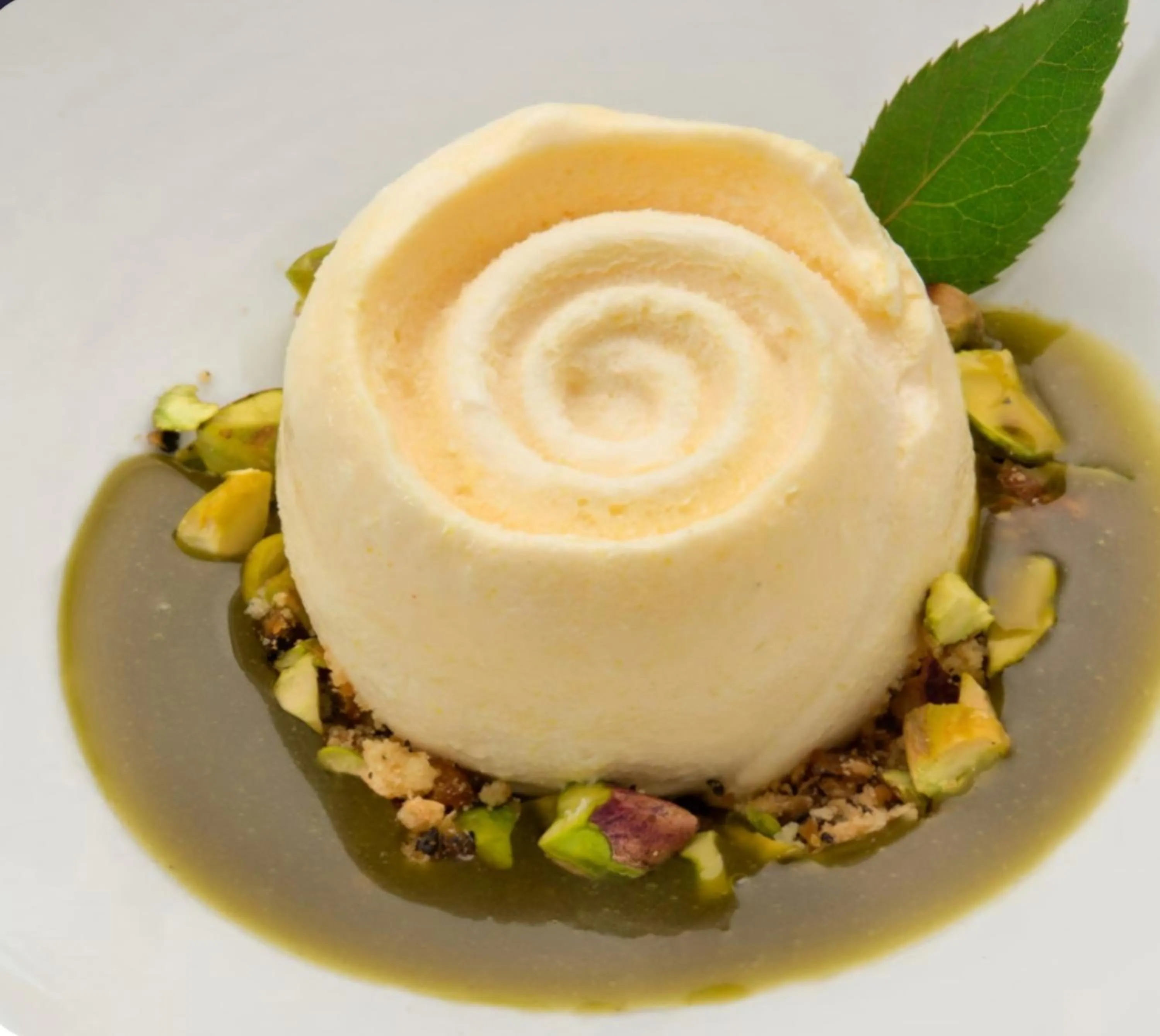 Restaurant/places to eat in Villa Daphne