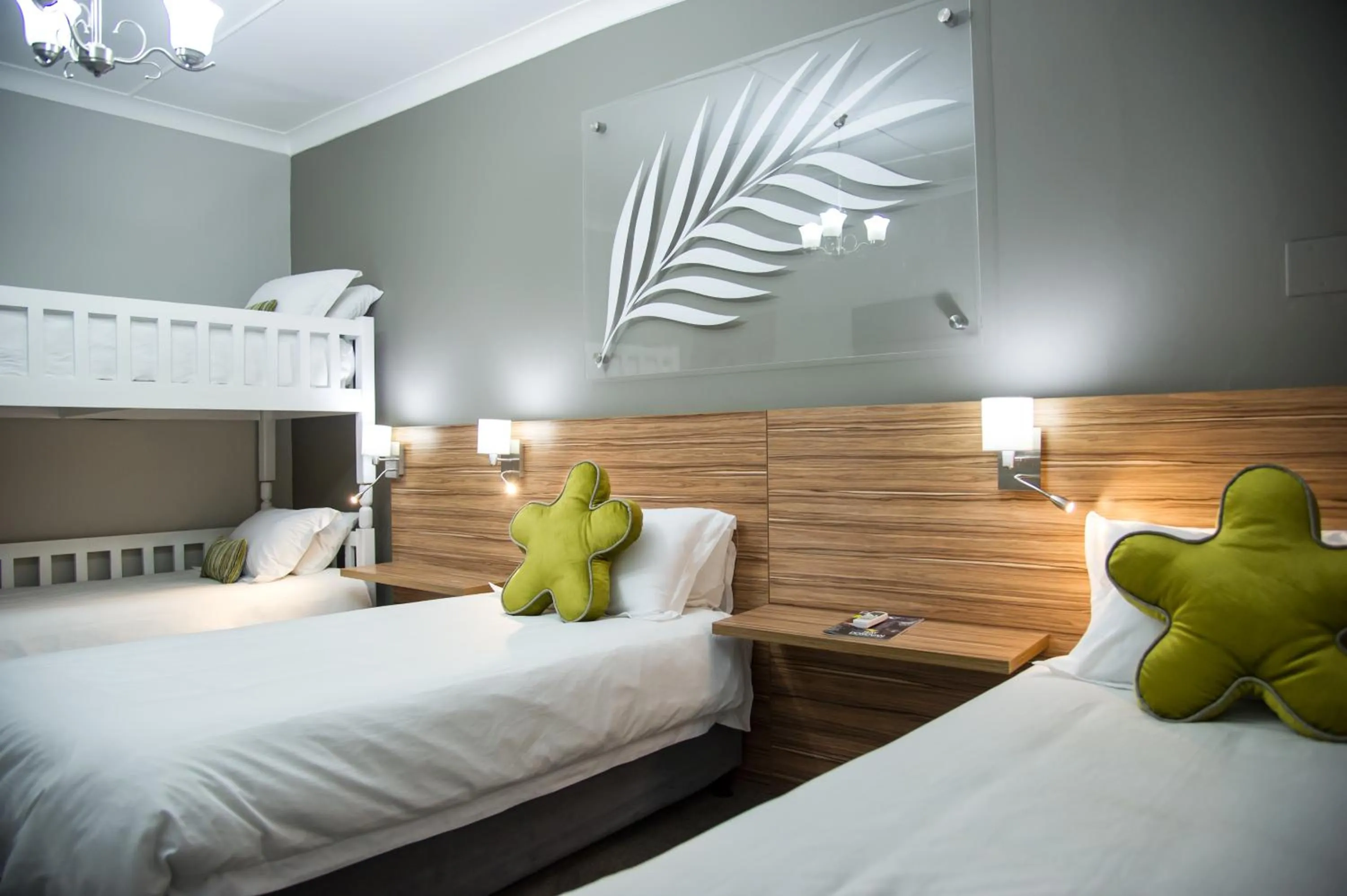 bunk bed, Bed in Palm Lodge Guest House