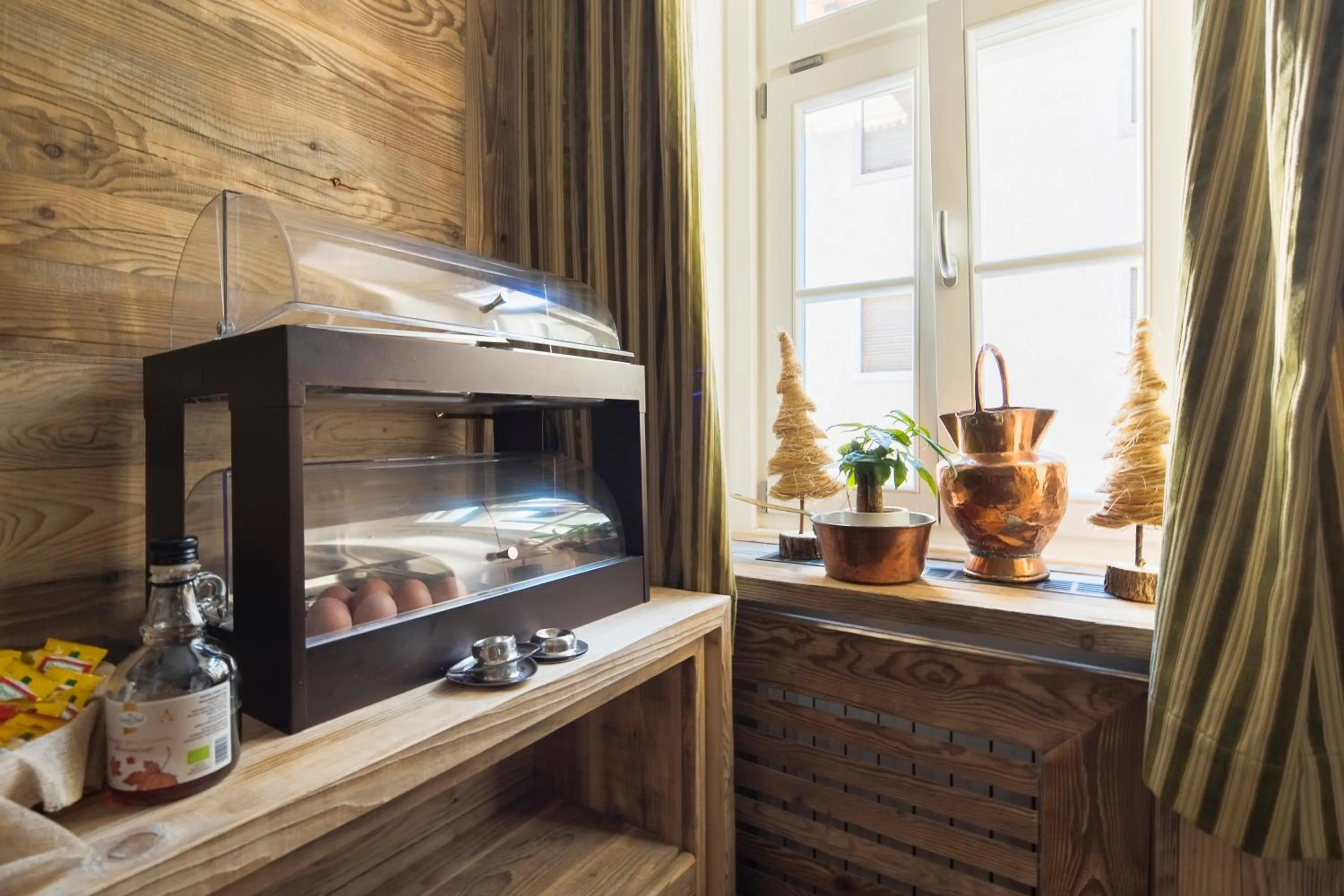 Breakfast in Hotel Montana