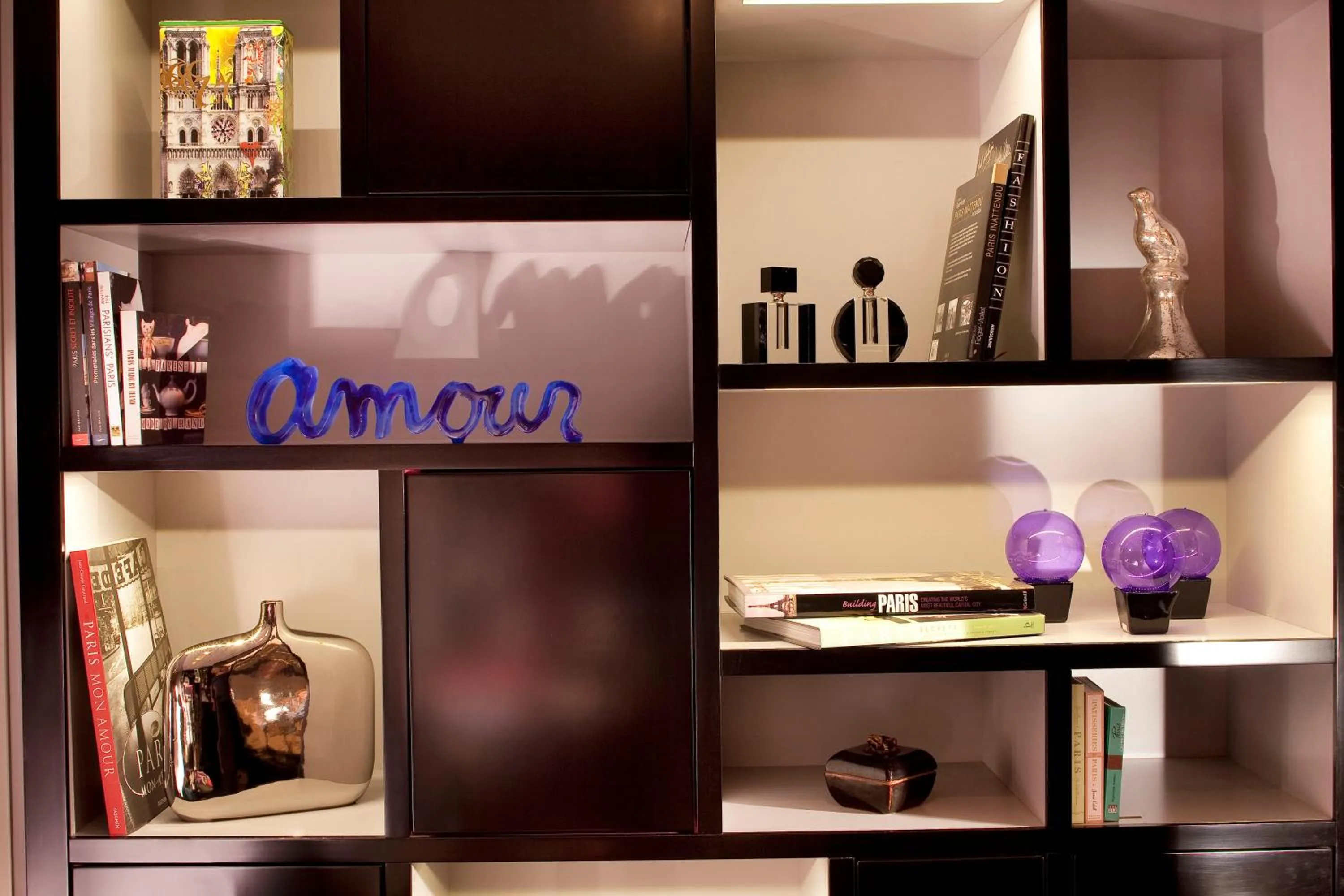 Decorative detail in Les Jardins De La Villa