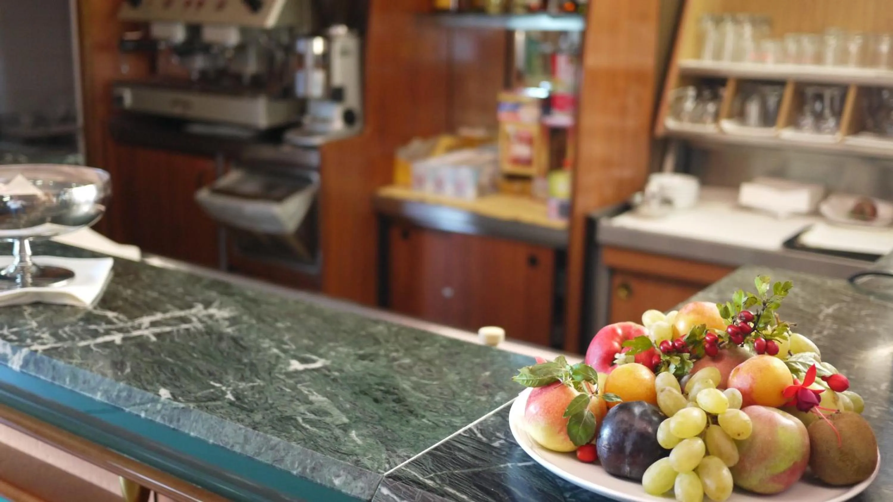 Alcoholic drinks in Hotel Holidays