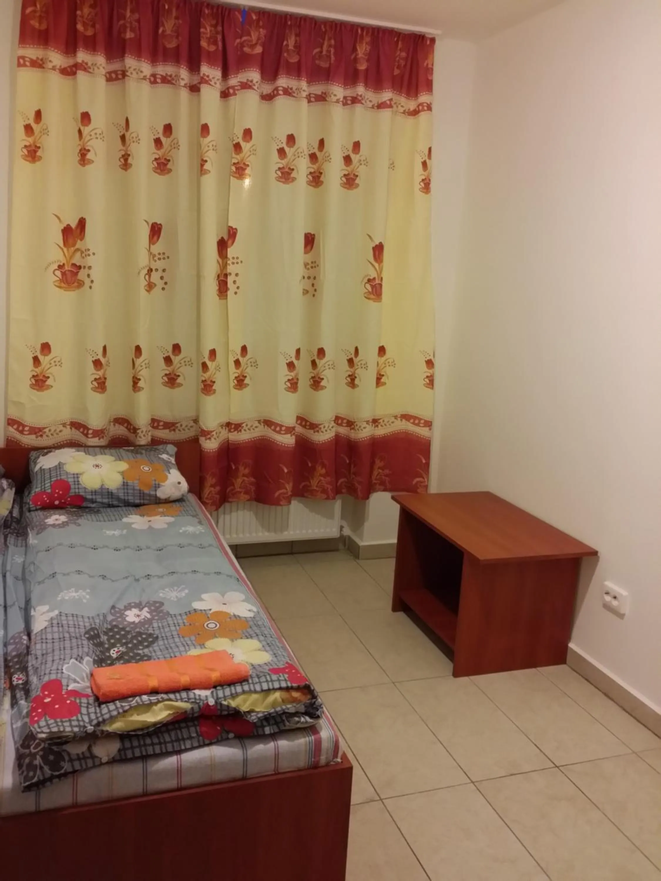 Photo of the whole room, Bed in M+D Hotel