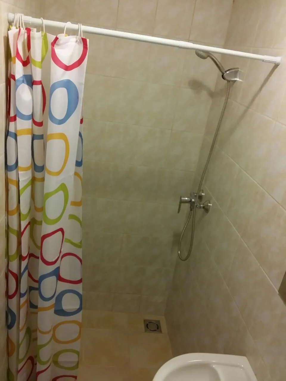 Shower in M+D Hotel