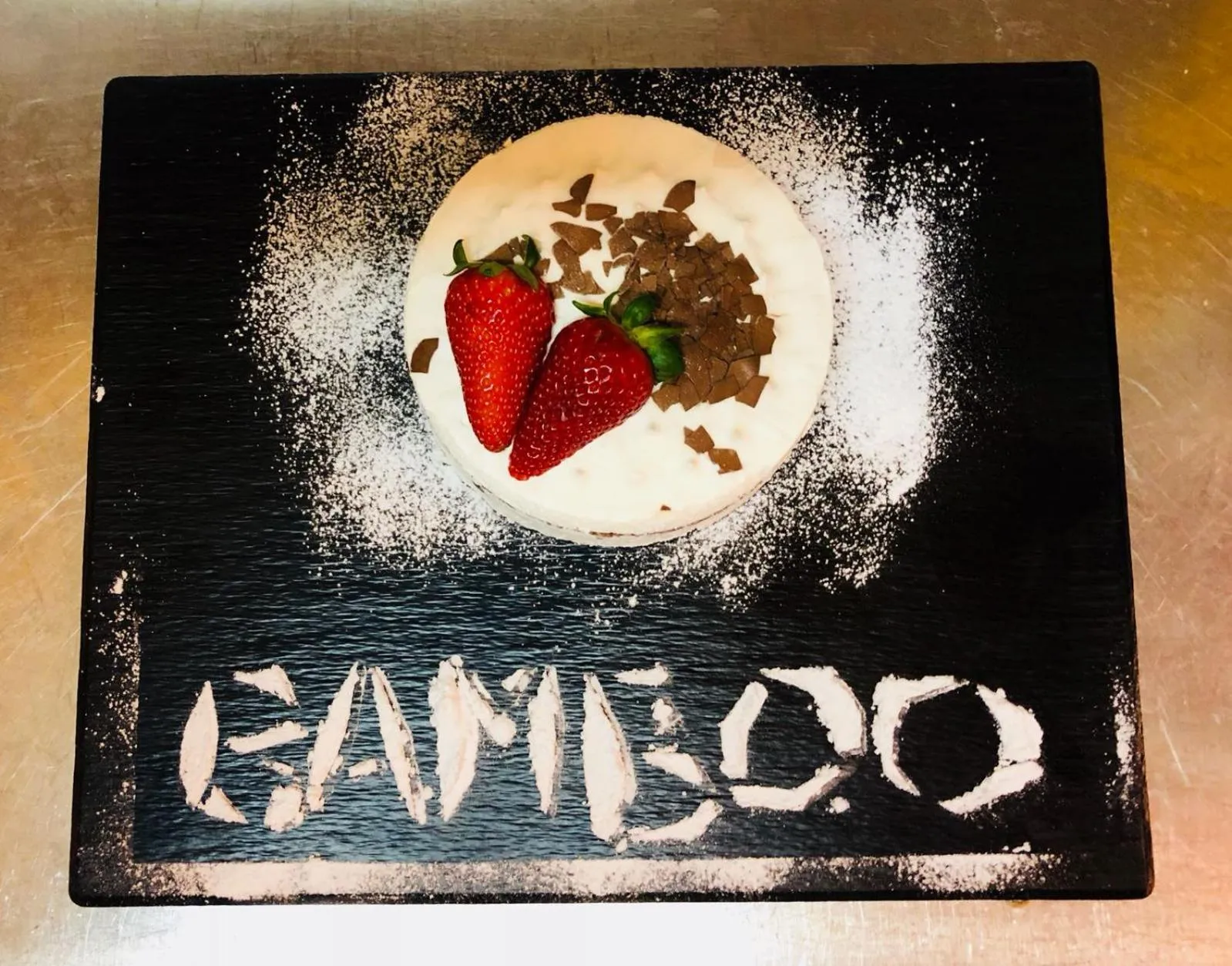 Restaurant/places to eat in Hotel Bamboo