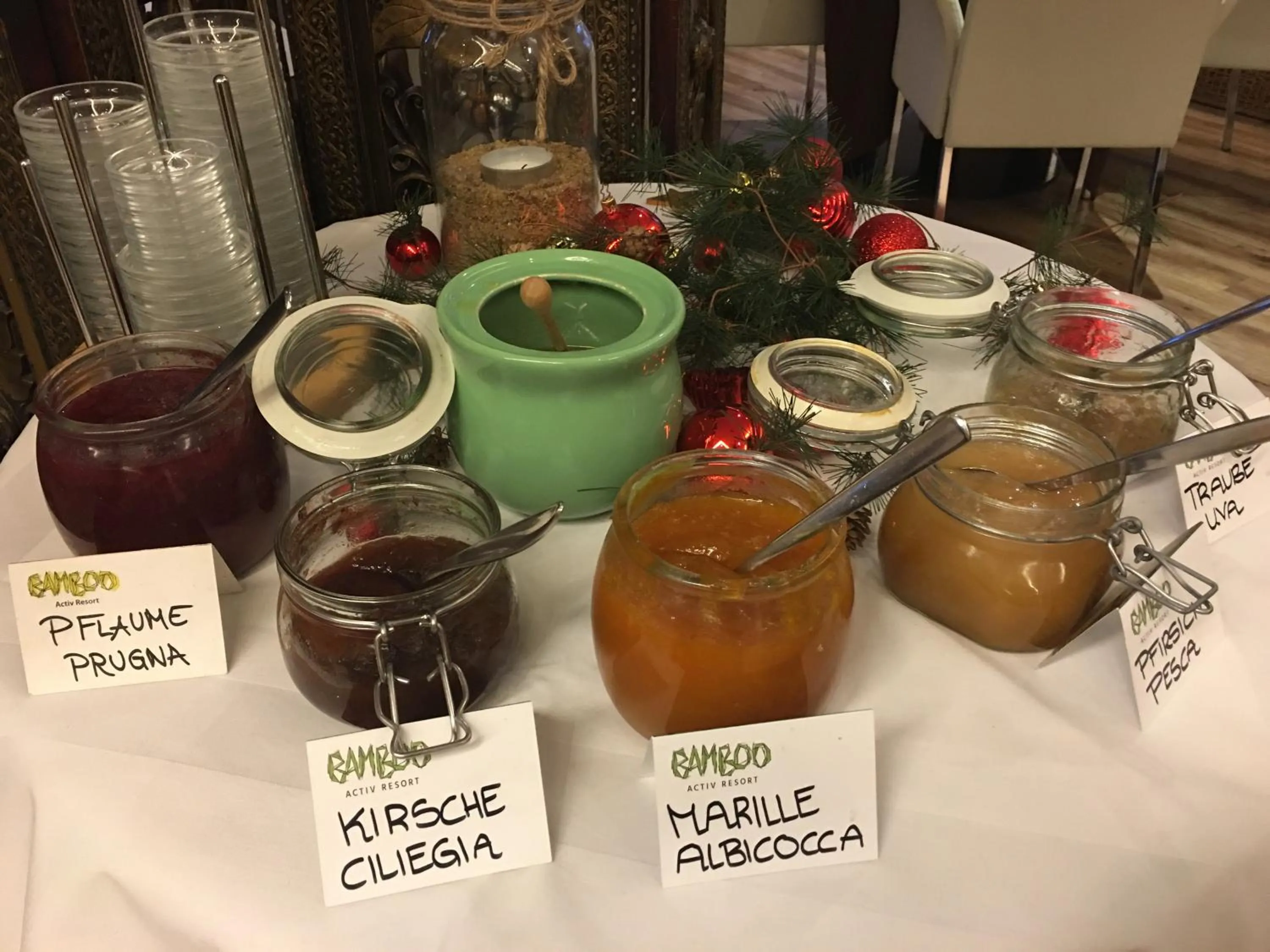 Buffet breakfast in Hotel Bamboo