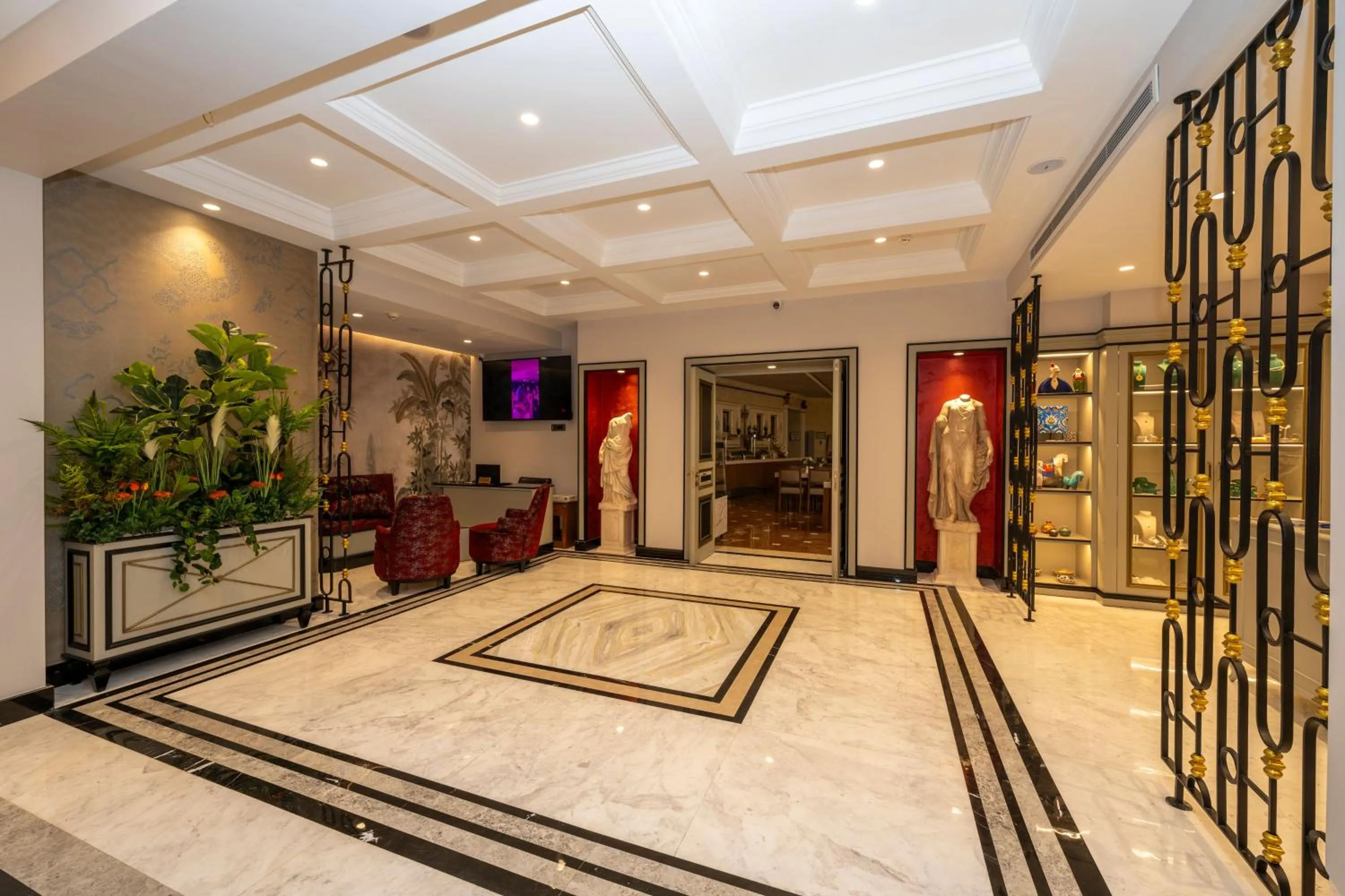 Lobby or reception in The Byzantium Suites Hotel & Spa