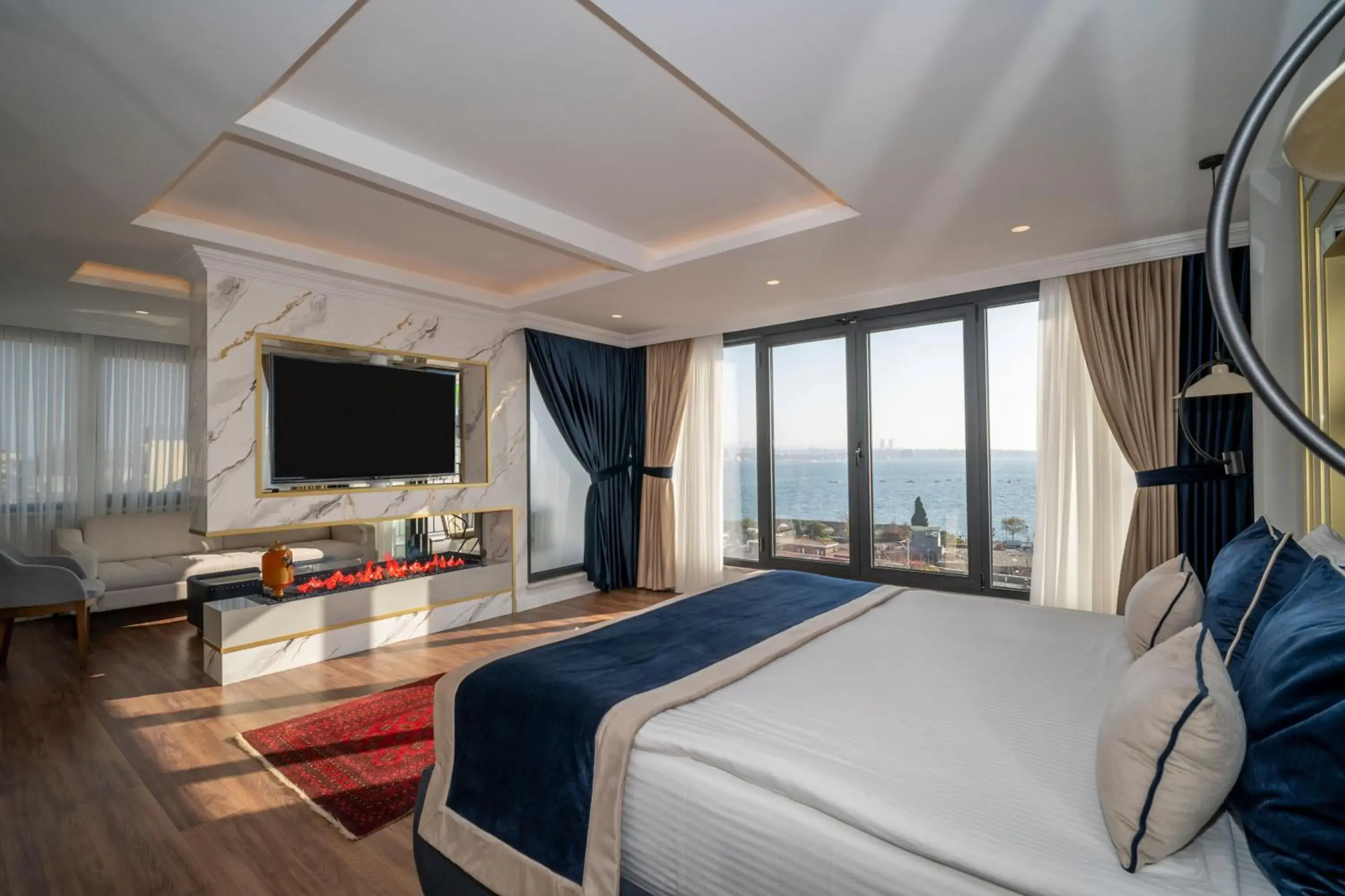 King Penthouse Suite with Balcony in The Byzantium Suites Hotel & Spa King Penthouse Suite with Balcony in The Byzantium Suites Hotel & Spa