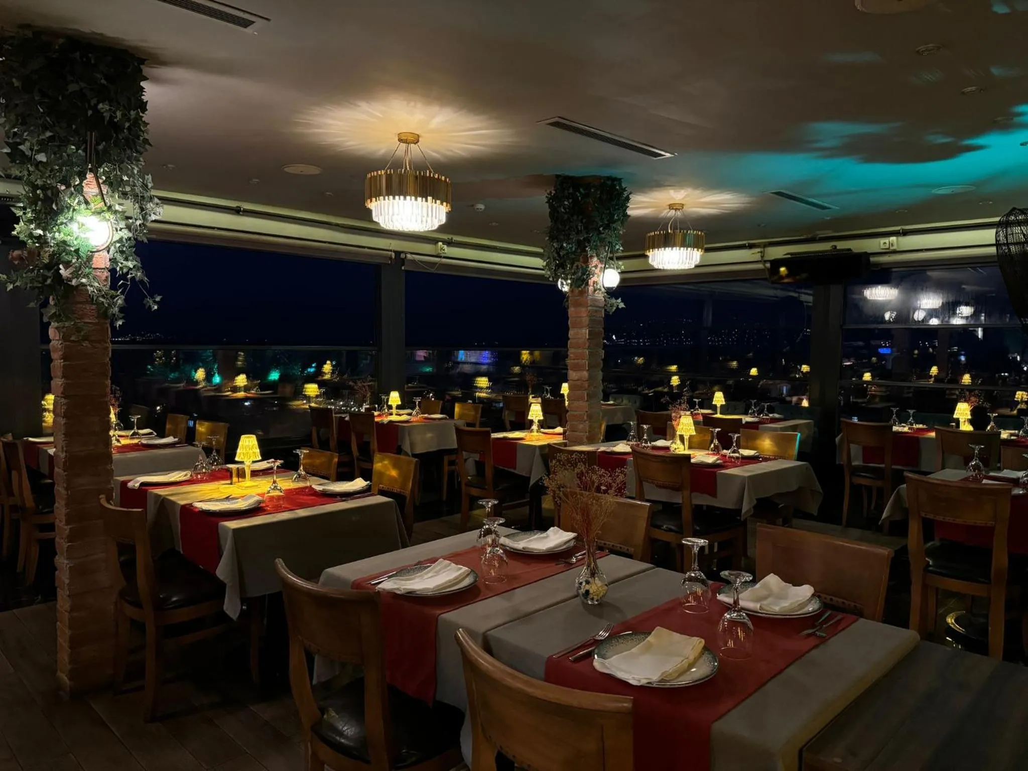 Restaurant/places to eat in The Byzantium Suites Hotel & Spa