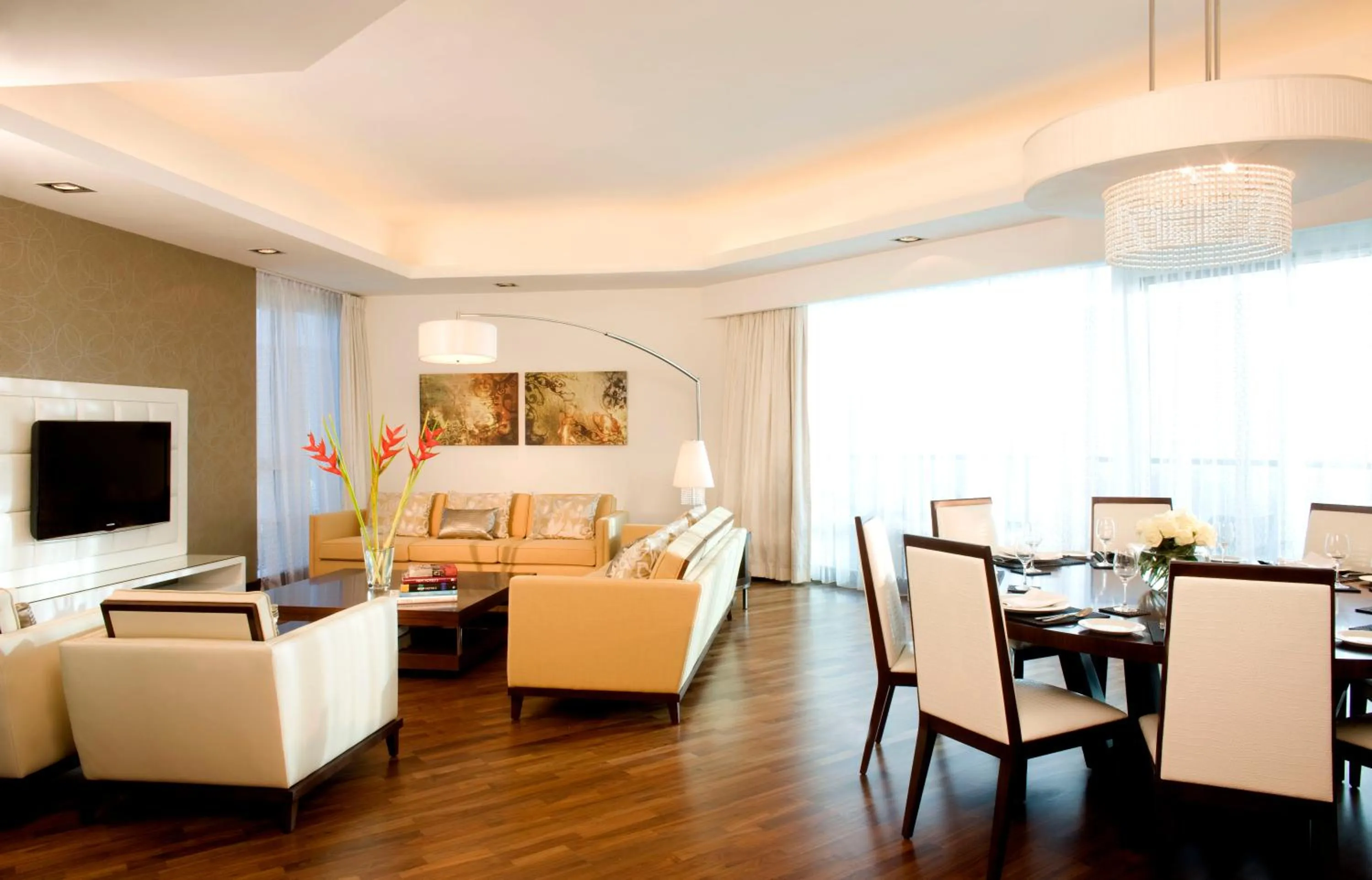 Living room in La Suite Dubai Hotel & Apartments