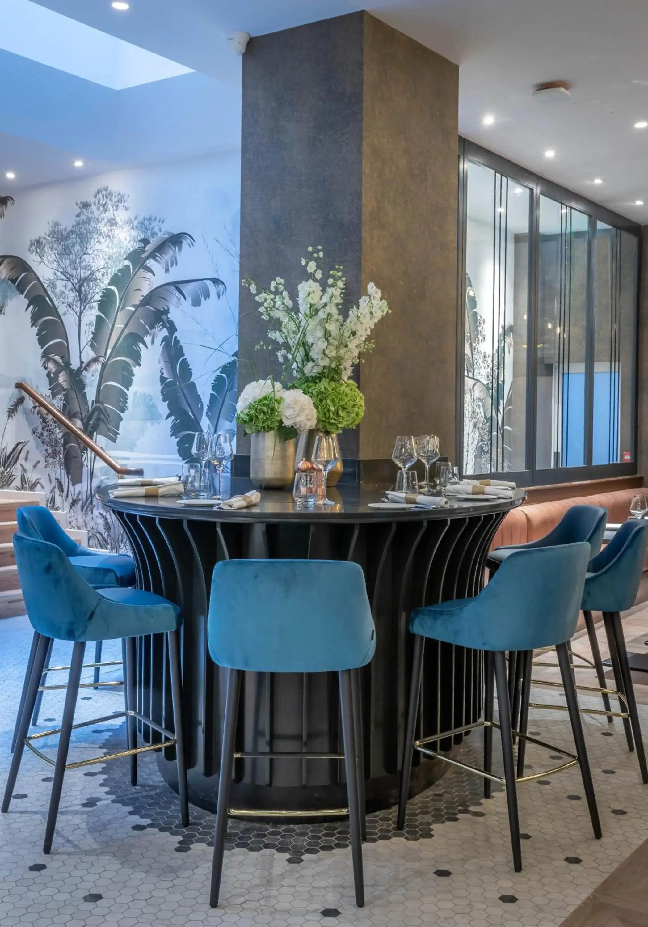 Restaurant/places to eat in The Morgan Hotel Restaurant/places to eat in The Morgan Hotel