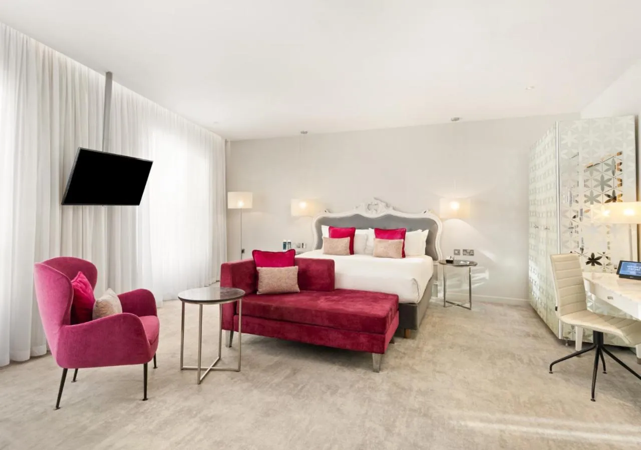 Bedroom, Bed in The Morgan Hotel