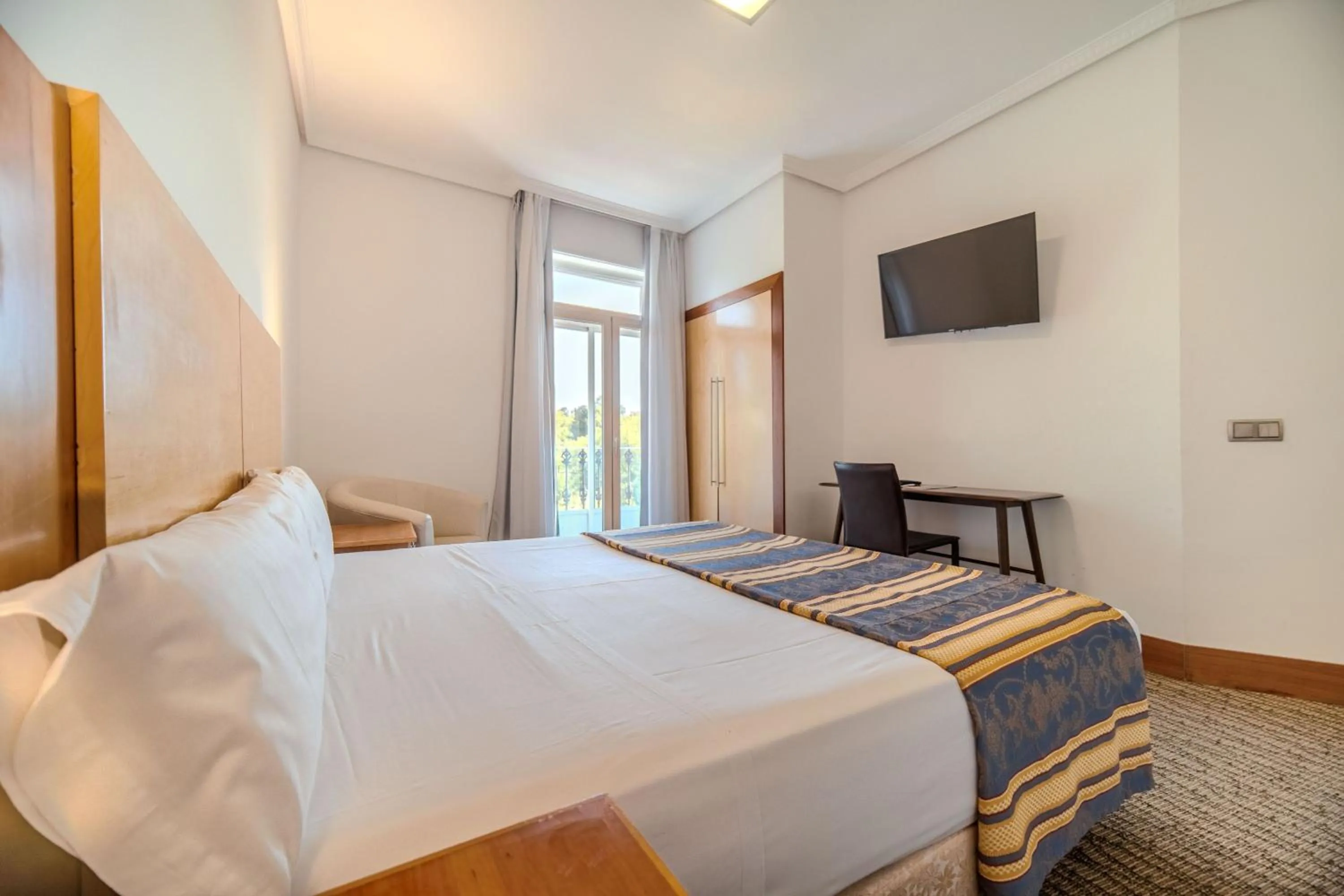 Bedroom, Bed in ITC Mora by Soho Boutique