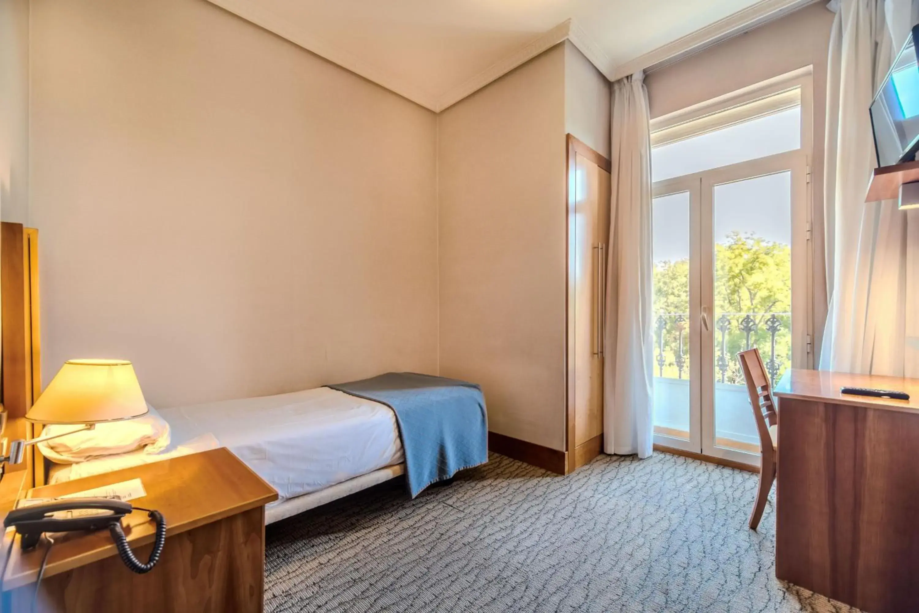 Bedroom, Bed in ITC Mora by Soho Boutique Bedroom, Bed in ITC Mora by Soho Boutique