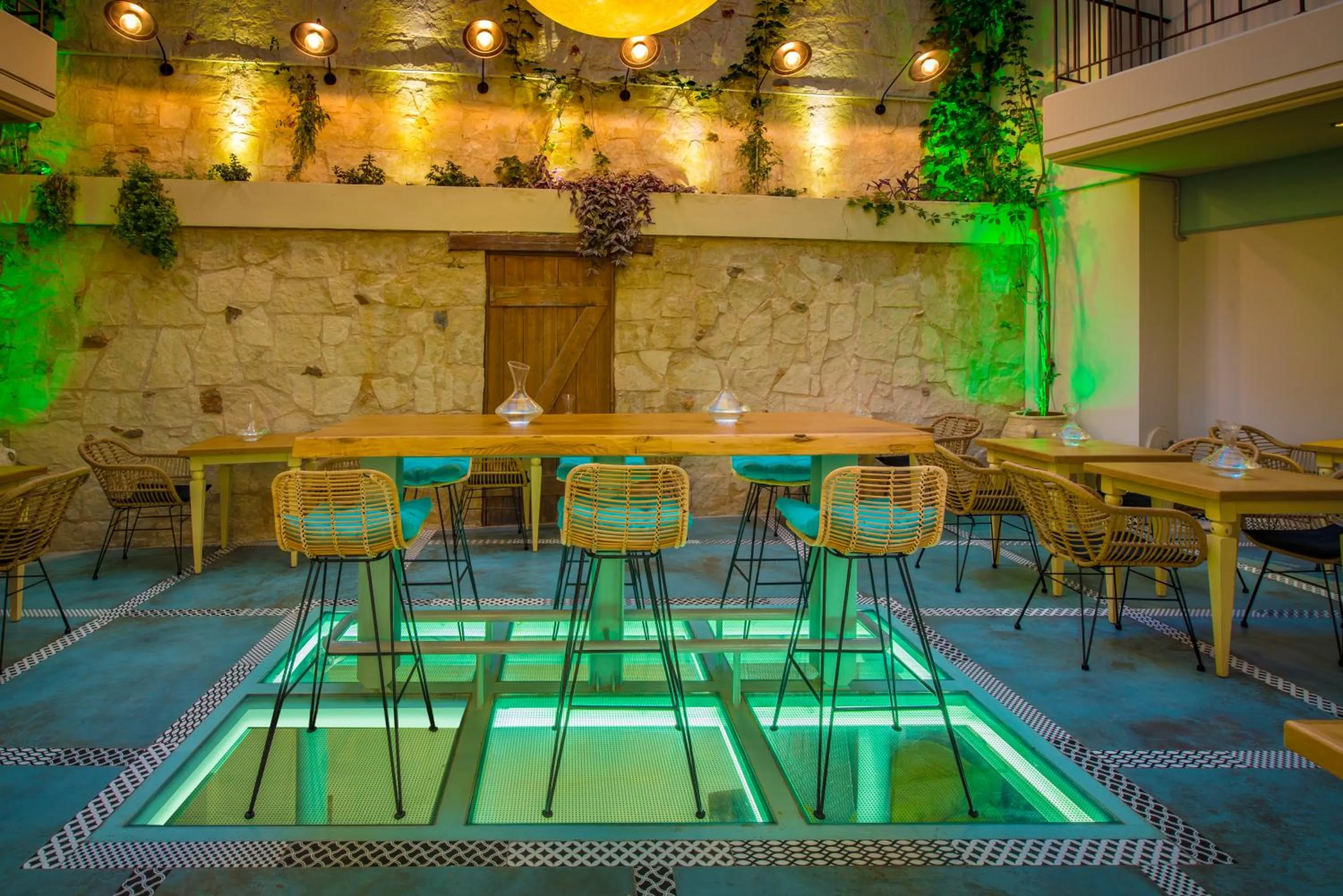 Restaurant/places to eat in Anesis Blue Boutique Hotel