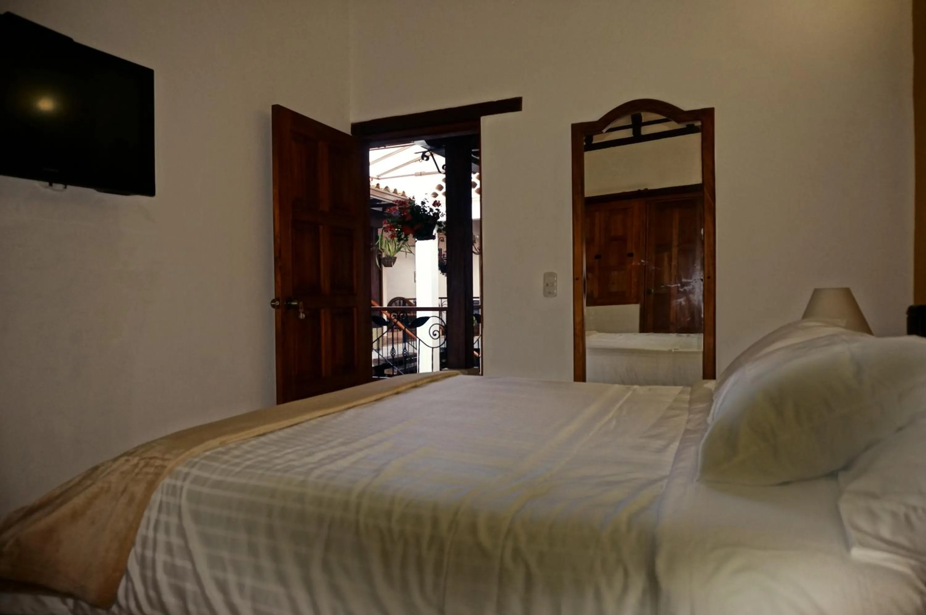 Bed in Hotel Jardines De La Villa