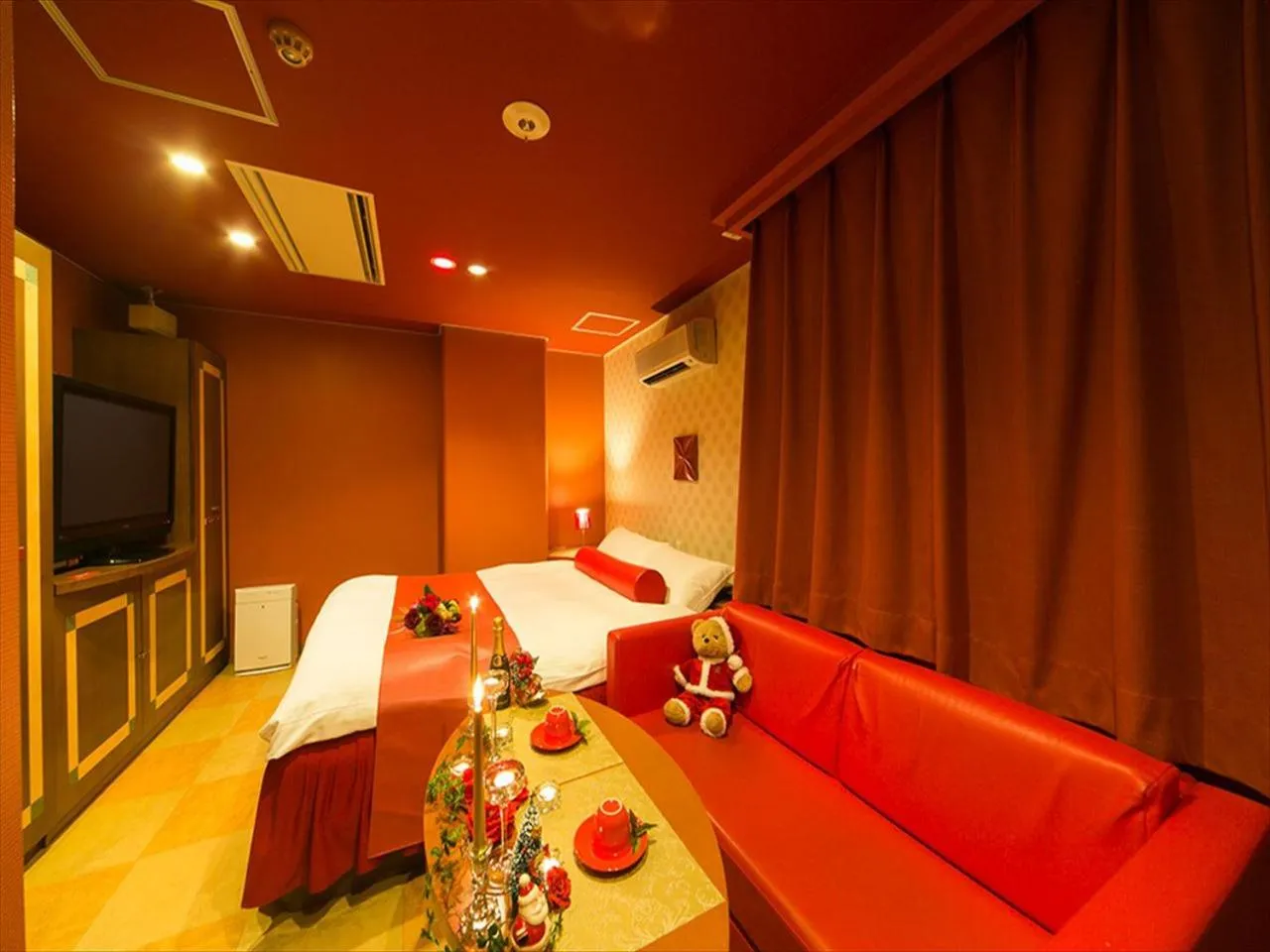 Photo of the whole room, Bed in Grand Hotel Staymore -Adult Only