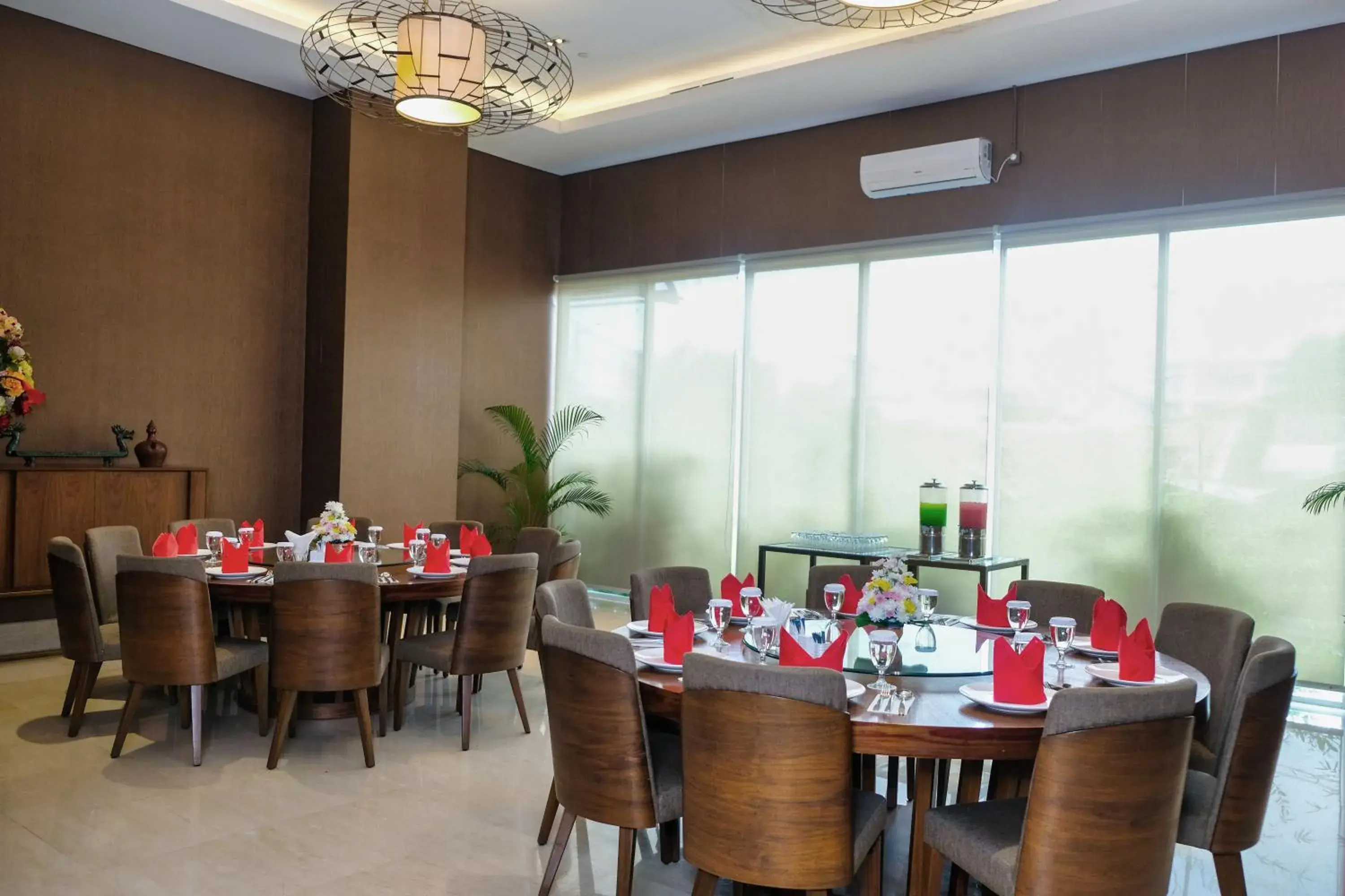 The Luxton Cirebon Hotel and Convention The Luxton Cirebon Hotel and Convention
