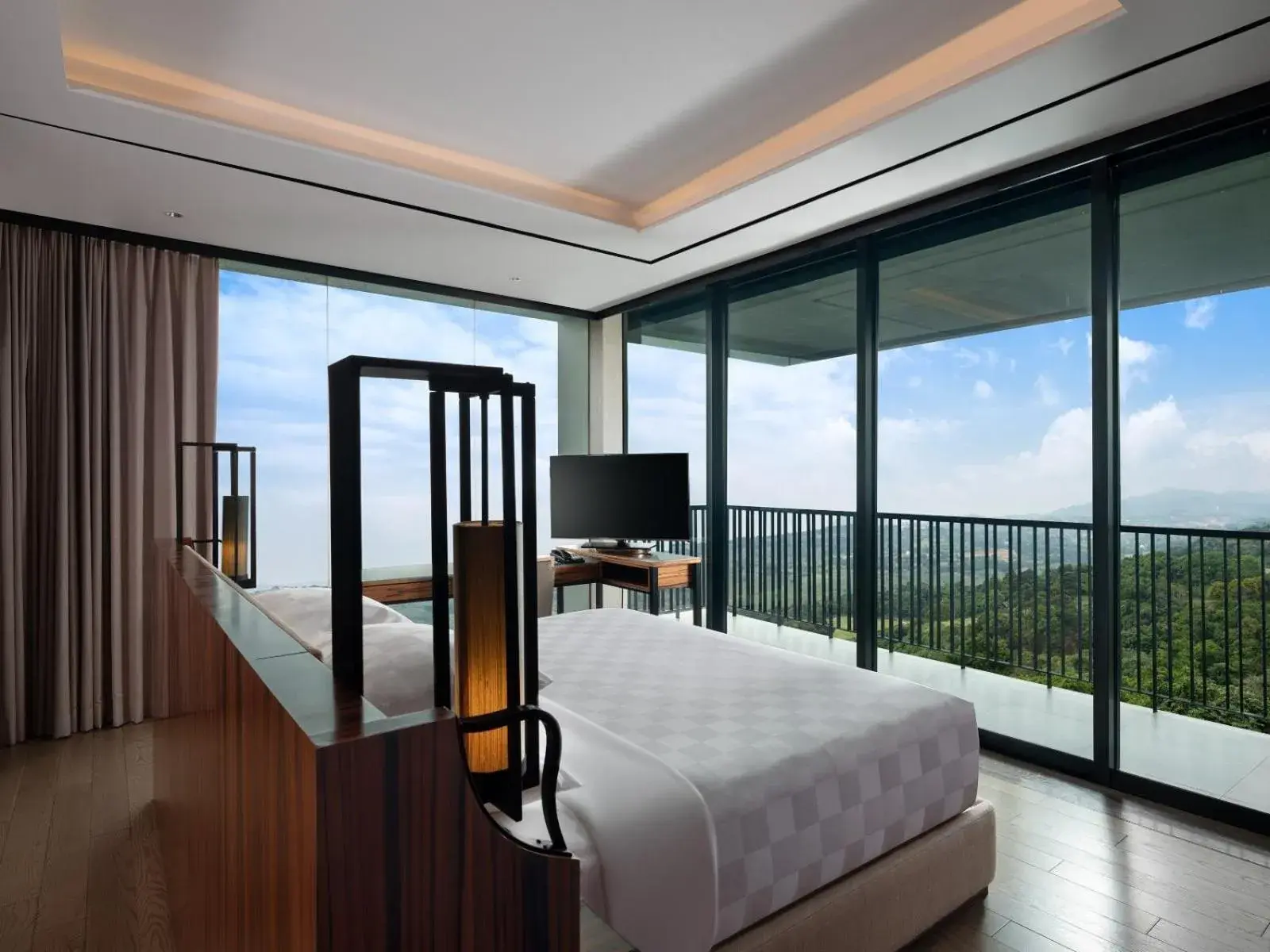 Bed in Royal Tulip Gunung Geulis Resort and Golf Bed in Royal Tulip Gunung Geulis Resort and Golf