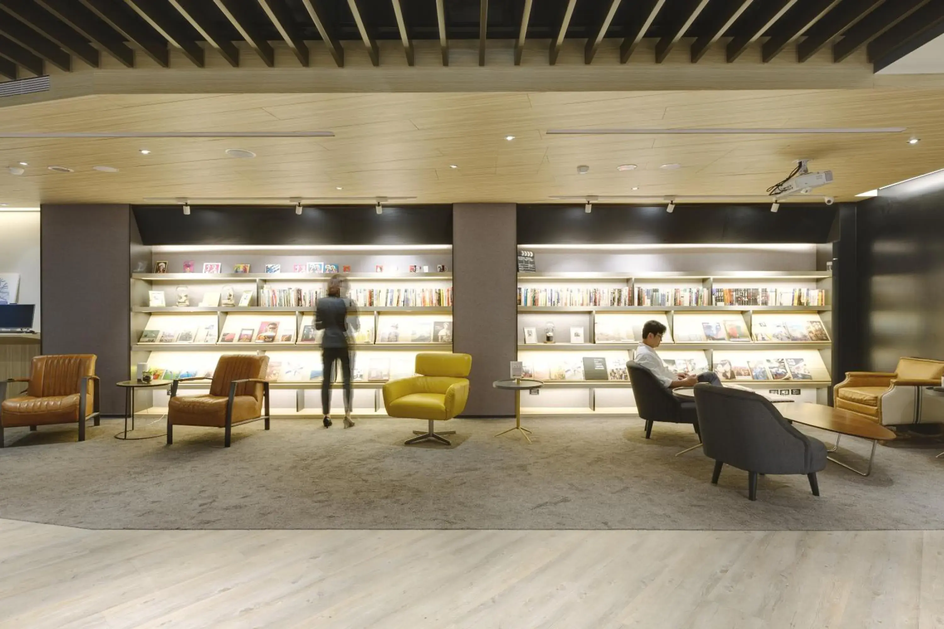 Library in Hub Hotel