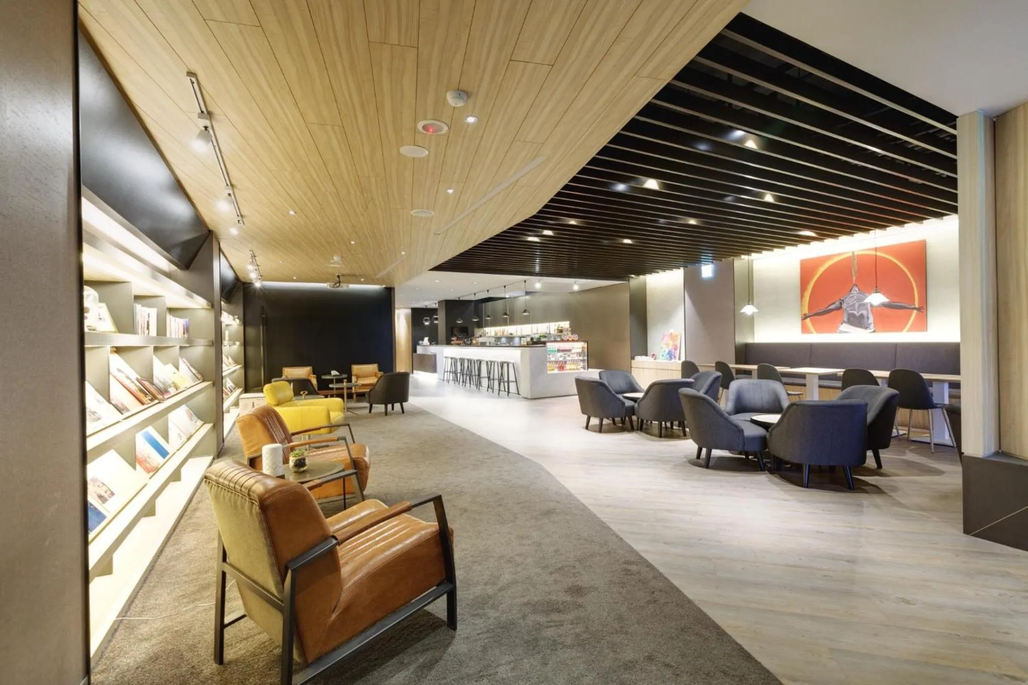 Library in Hub Hotel Zhongli