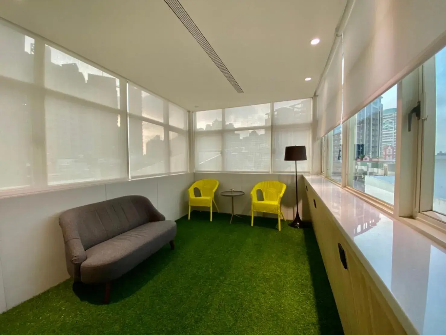 Seating area in Hub Hotel