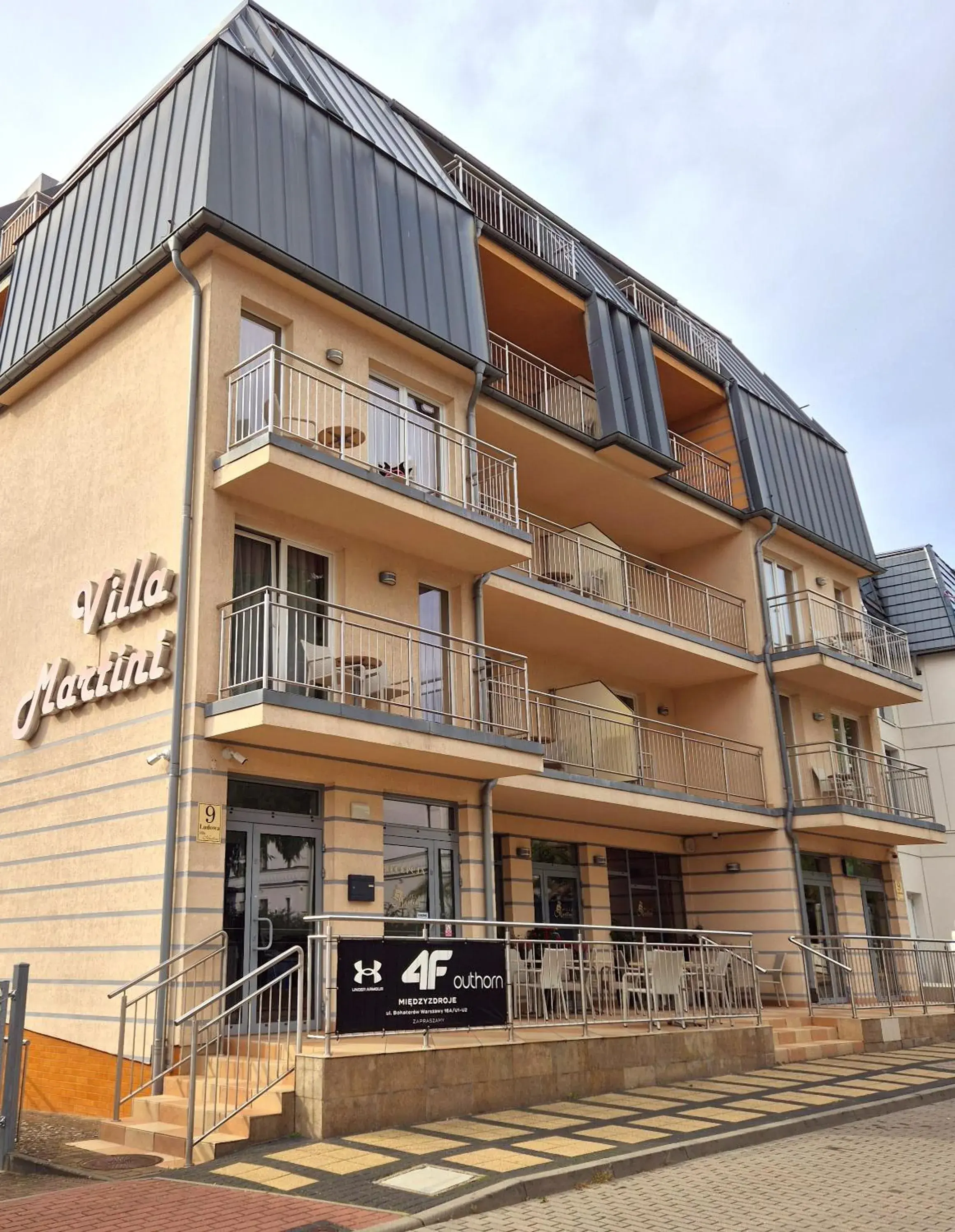 Property building in Villa Martini Property building in Villa Martini