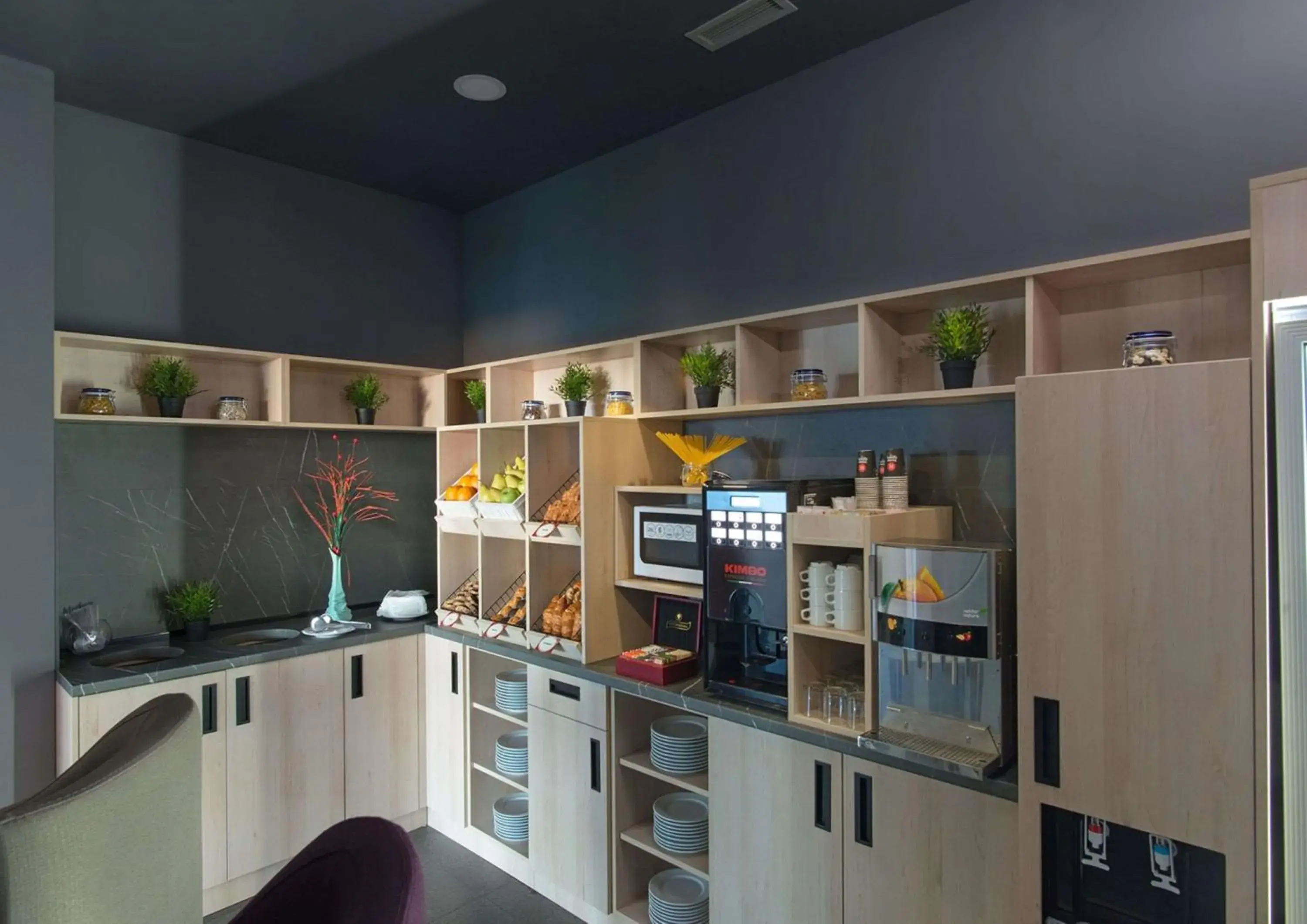 Restaurant/places to eat in Premier Sofia Airport Hotel Restaurant/places to eat in Premier Sofia Airport Hotel