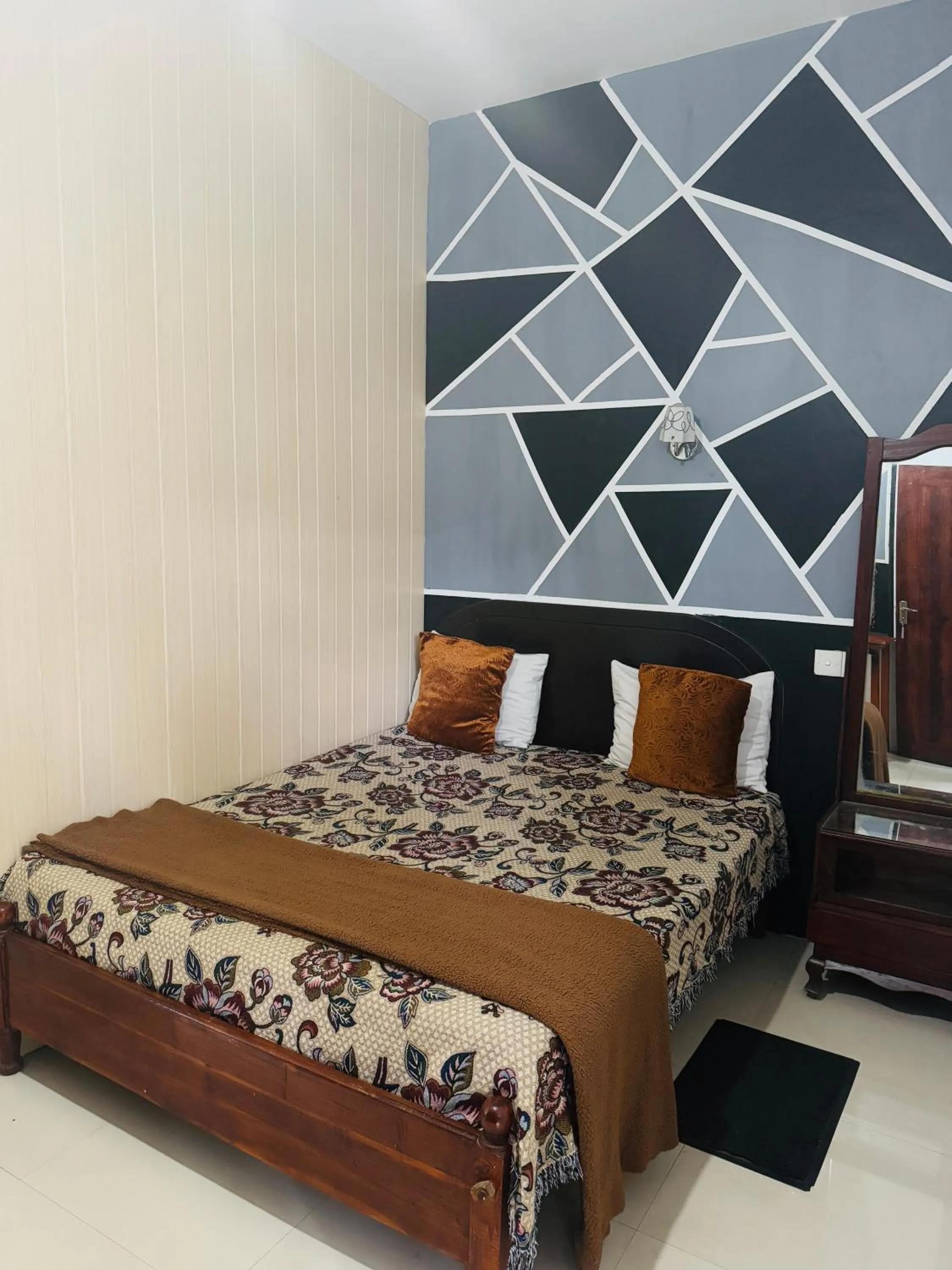 Bed in Siumi Rest