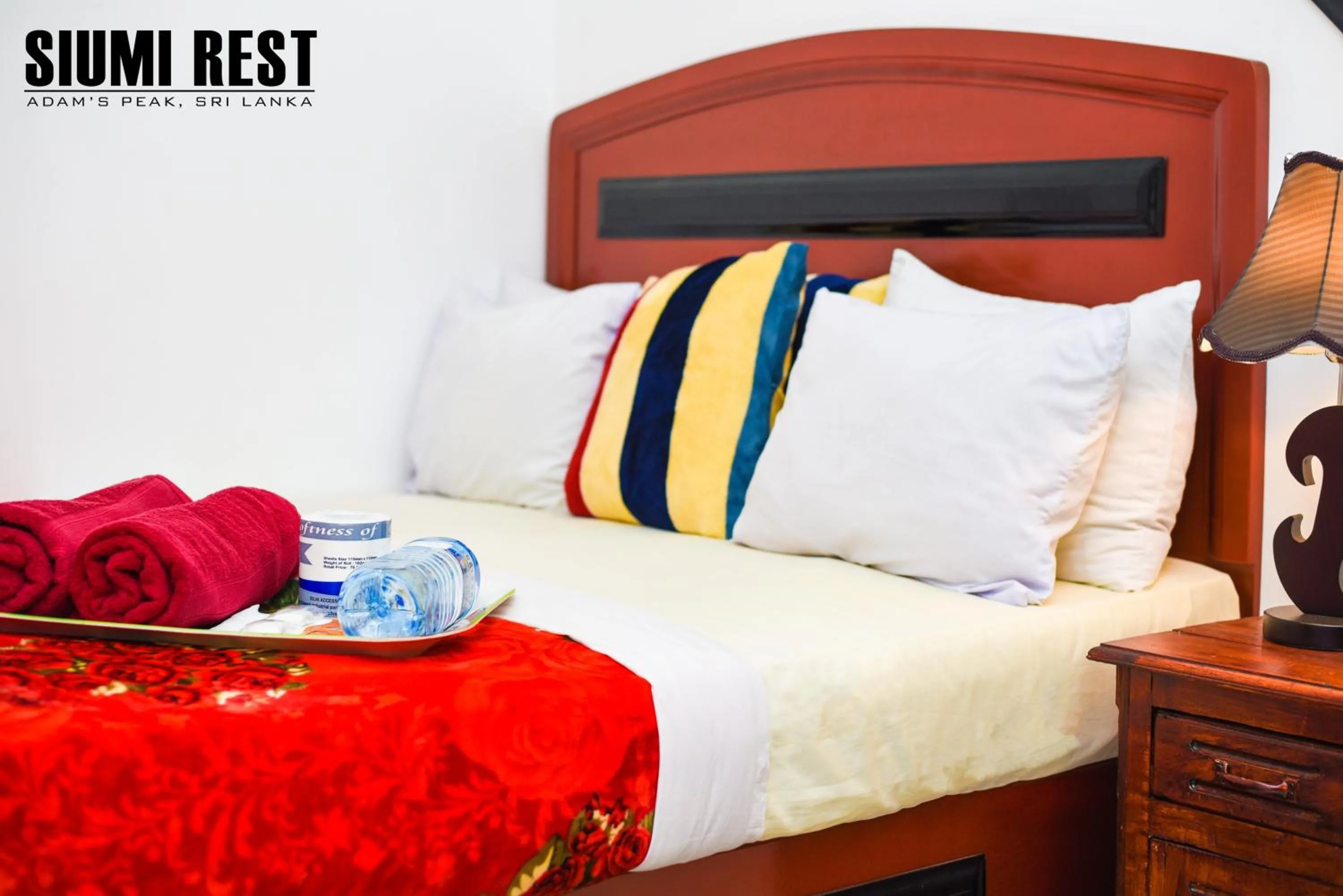 Seating area, Bed in Siumi Rest
