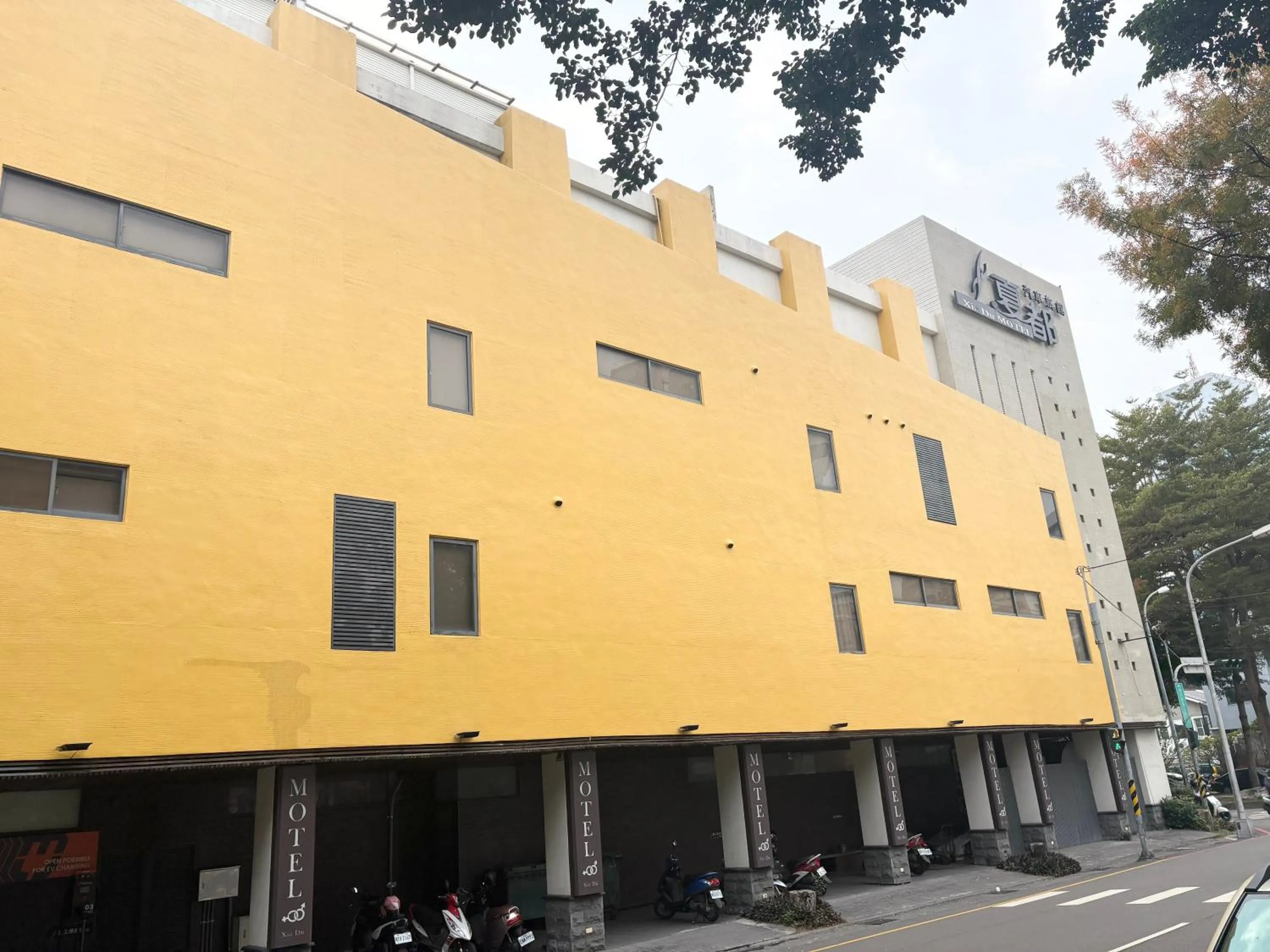 Property building in Xiadu Motel