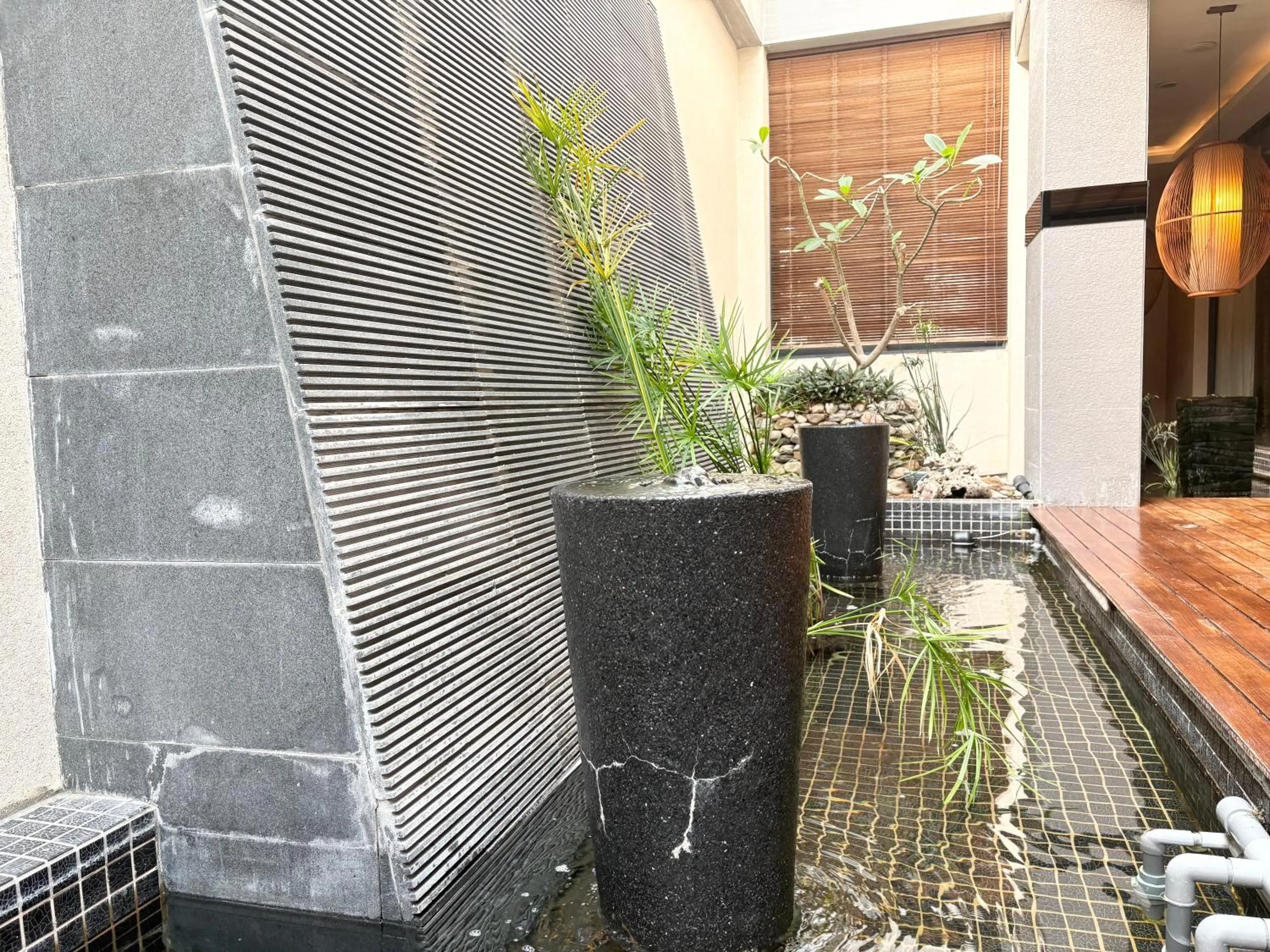 Garden view in Xiadu Motel