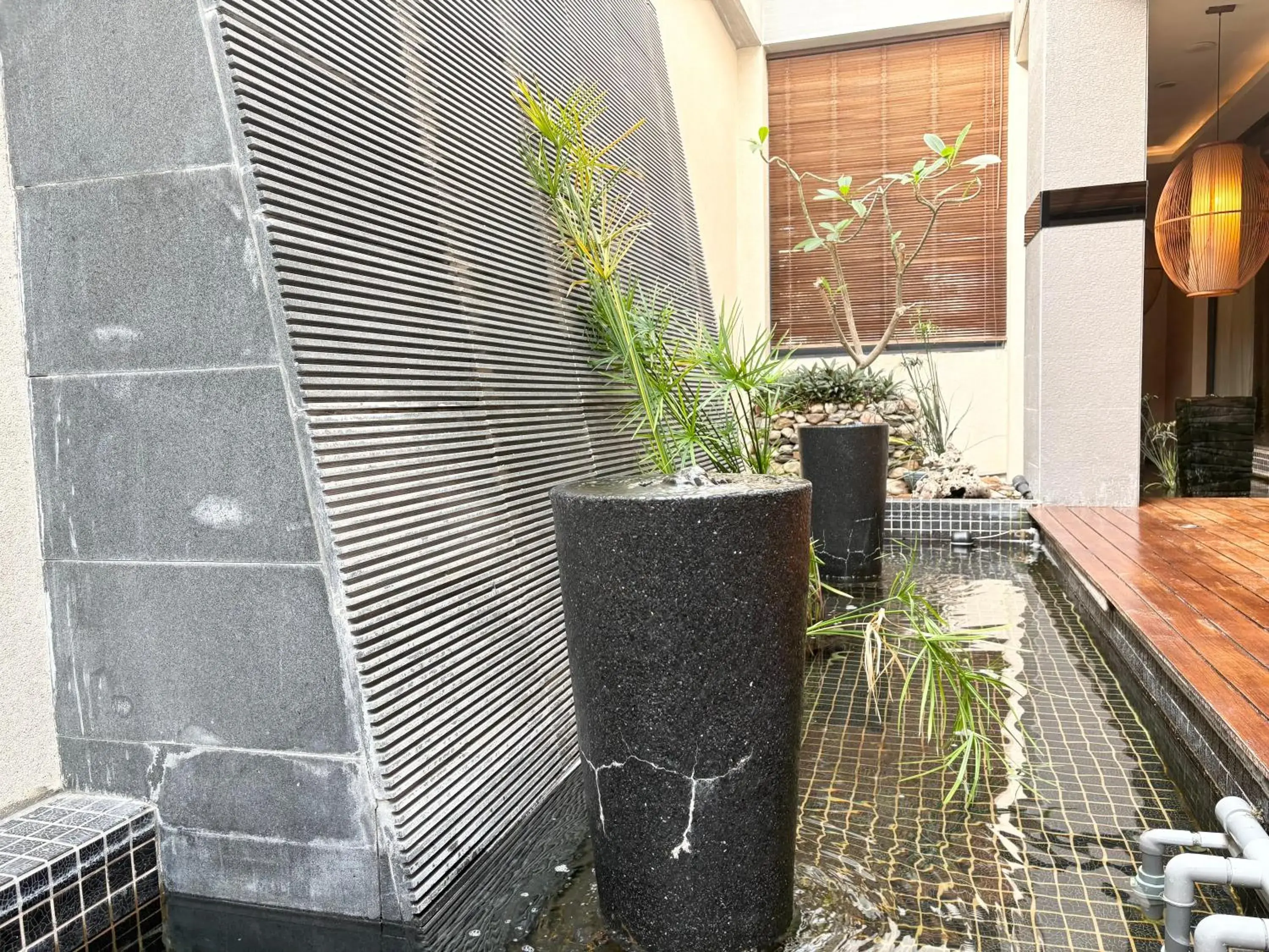 Garden view in Xiadu Motel Garden view in Xiadu Motel